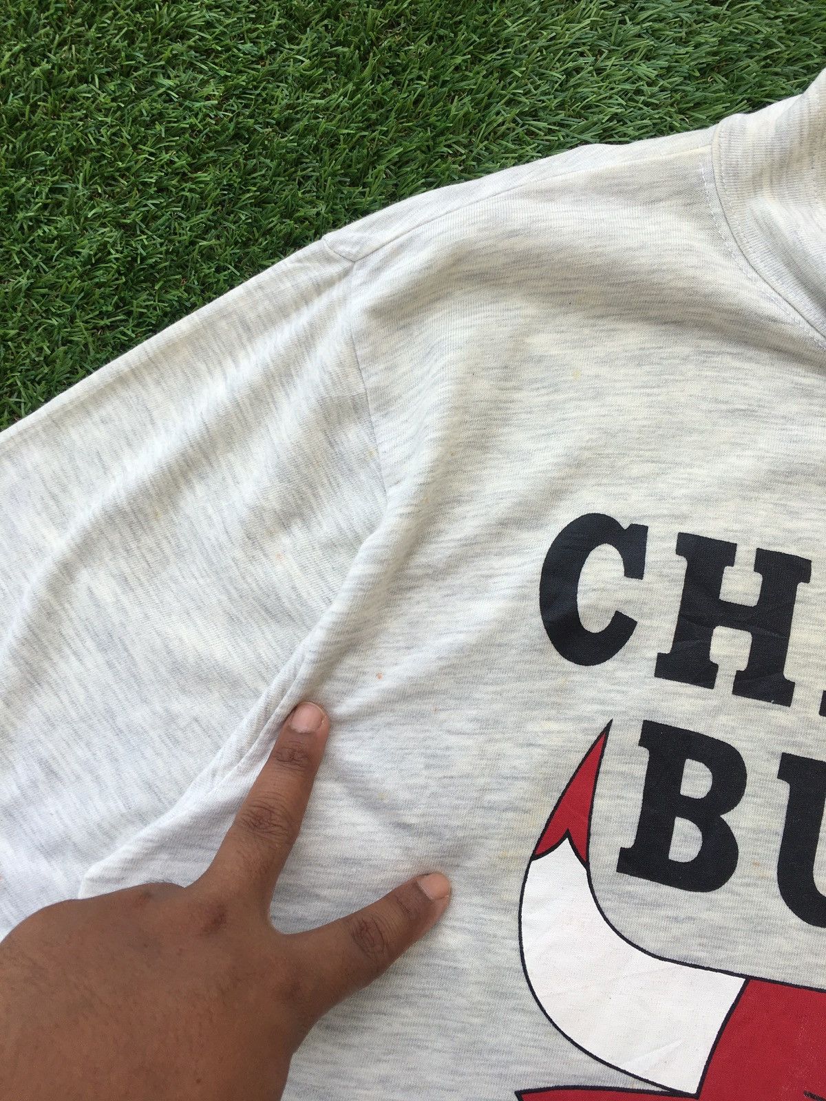 NBA Vintage NBA Chicago Bulls Tshirt Size US L / EU 52-54 / 3 - 12 Thumbnail