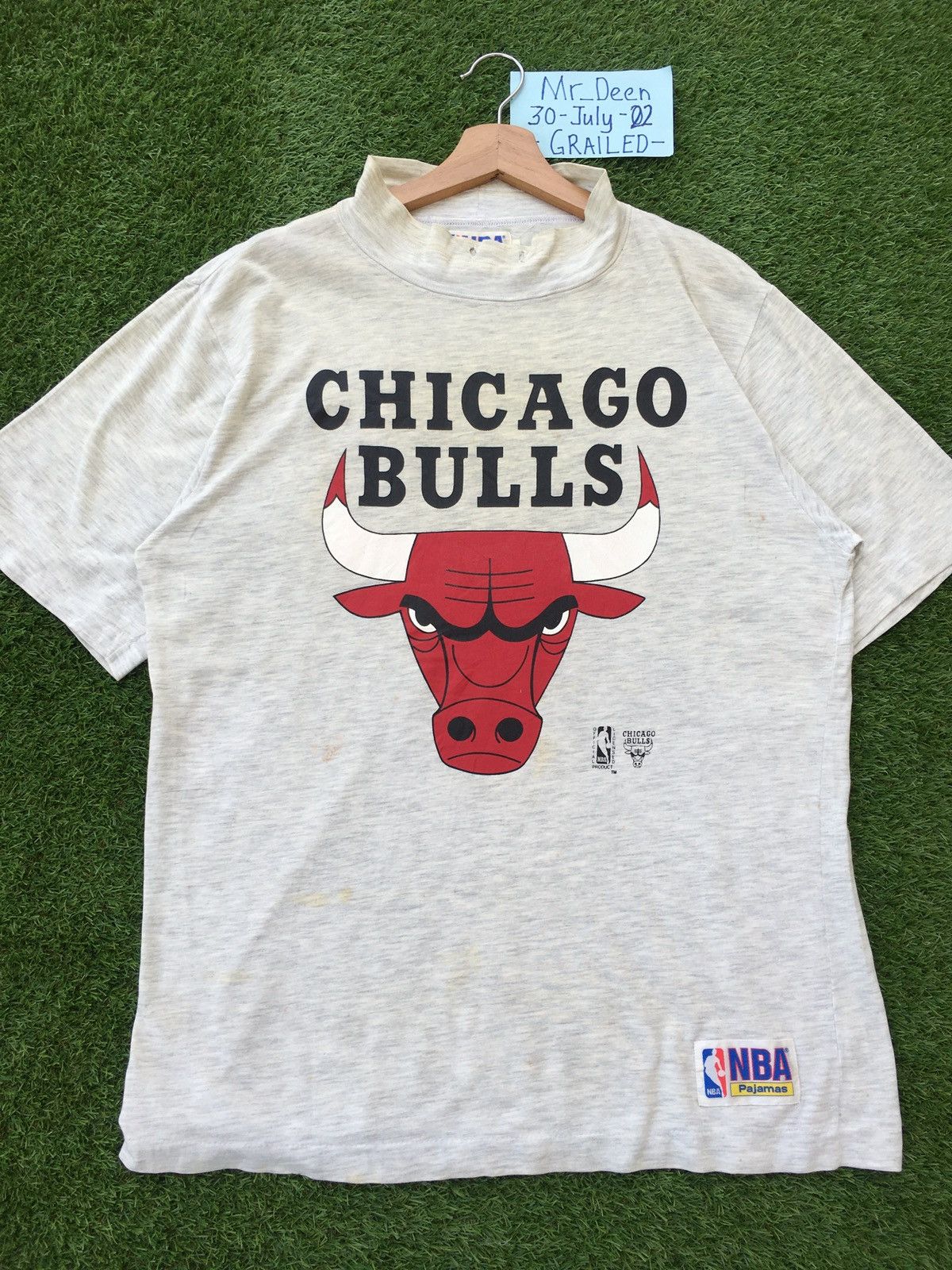 NBA Vintage NBA Chicago Bulls Tshirt Size US L / EU 52-54 / 3 - 5 Thumbnail