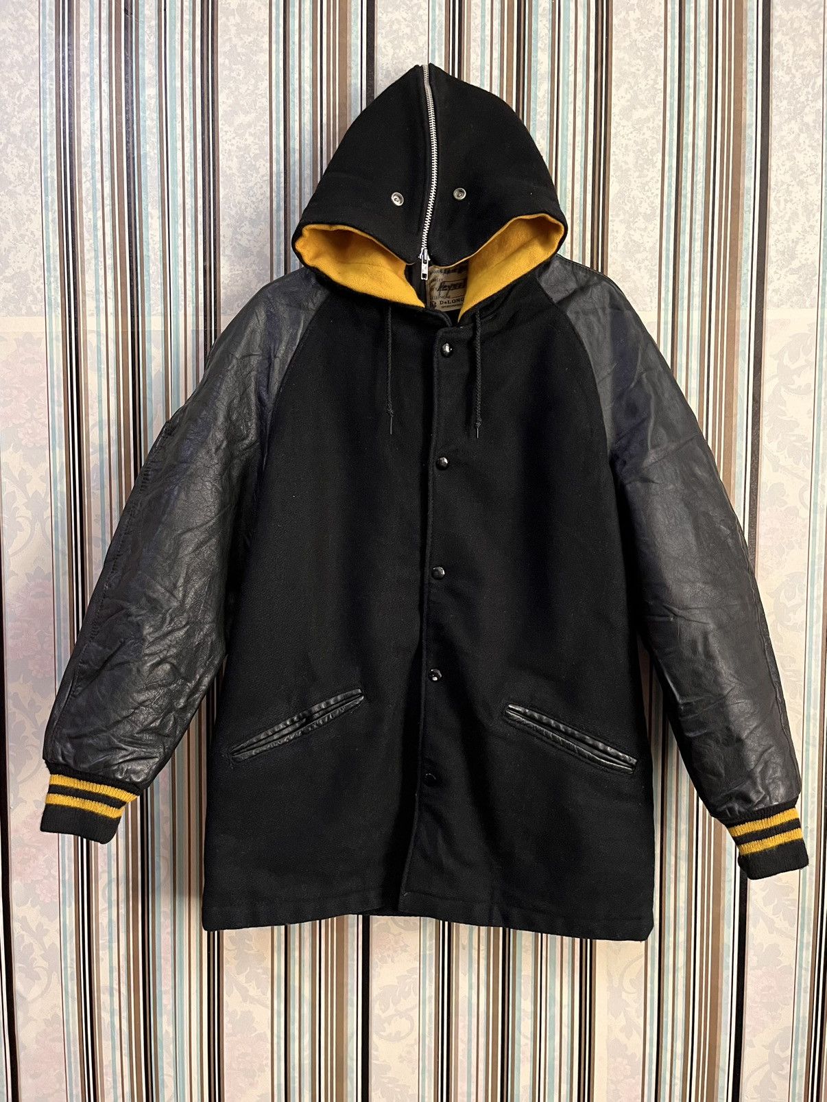 Delong 1990s delong hoodies sportswear letterman #C4 Size US M / EU 48-50 / 2 - 2 Thumbnail