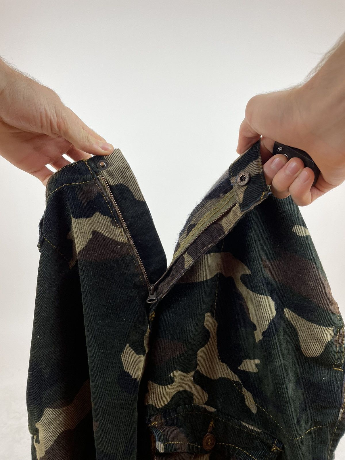 Other VSCT Camouflage Velvet corduroy cargo pants multi pockets Size US 34 / EU 50 - 11 Thumbnail
