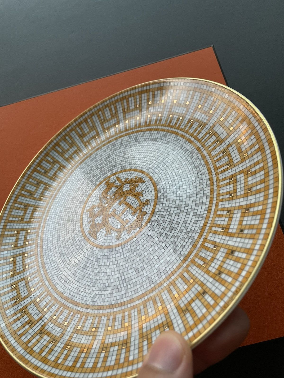 Hermes Brand New Limited H Logo Hermes Mosaique Plate Size ONE SIZE - 17 Thumbnail