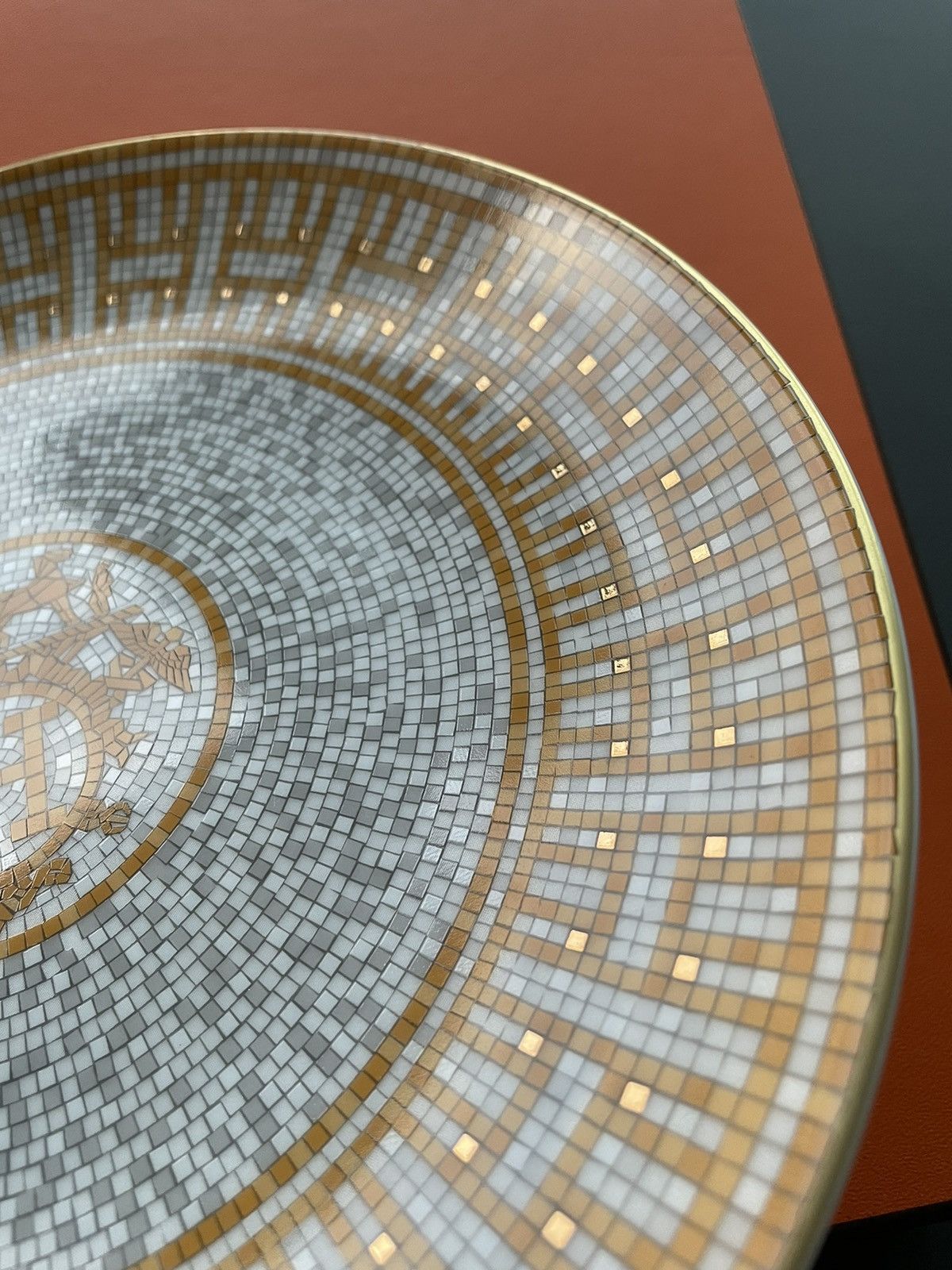 Hermes Brand New Limited H Logo Hermes Mosaique Plate Size ONE SIZE - 15 Thumbnail