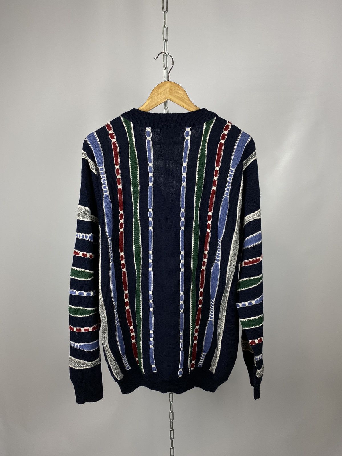 Vintage Vintage sweater multicolour streetwear V-neck size XL Size US XL / EU 56 / 4 - 5 Thumbnail