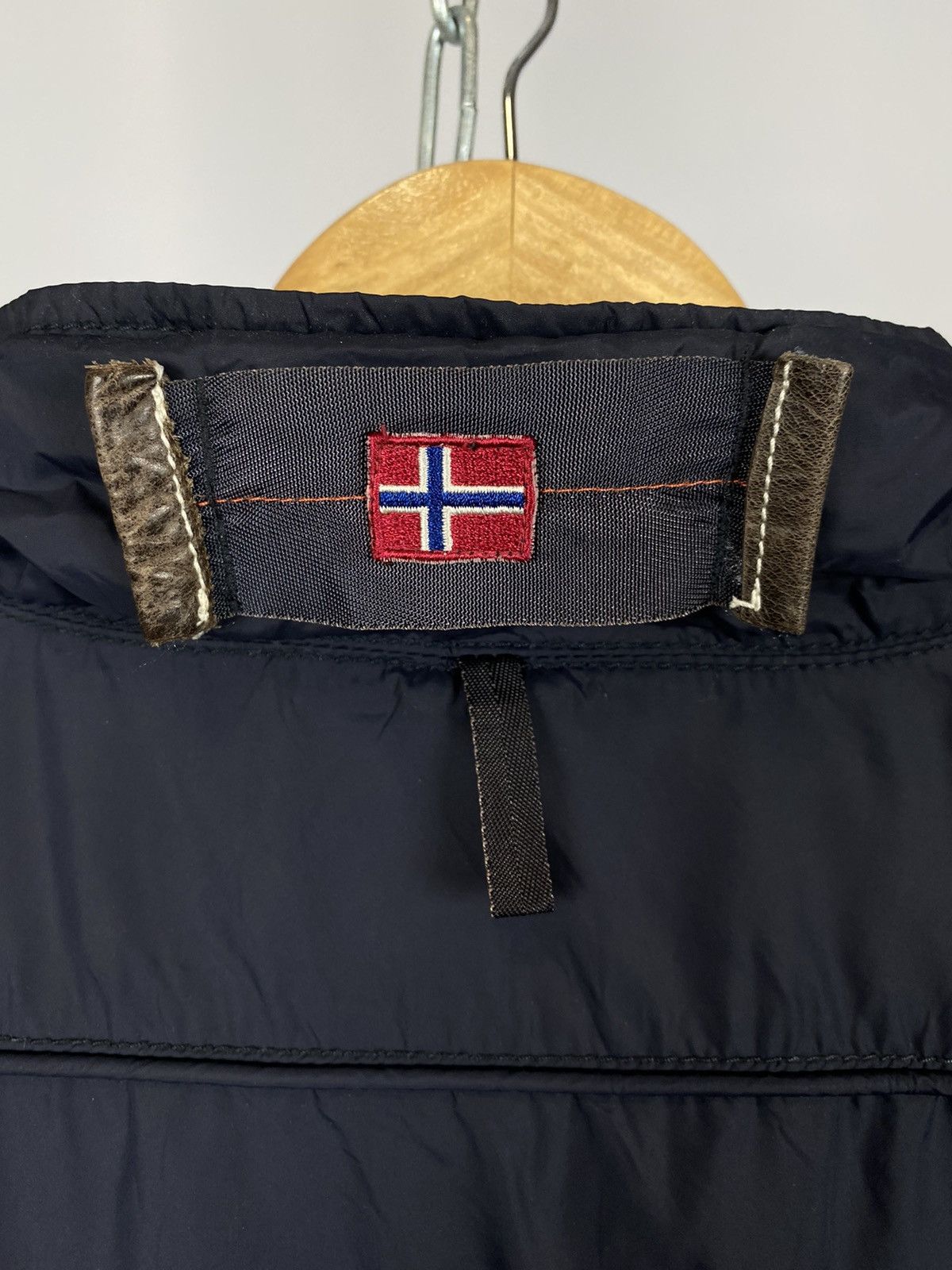 Napapijri Napapijri geographic light jacket luxury size XXL Size US XXL / EU 58 / 5 - 11 Thumbnail
