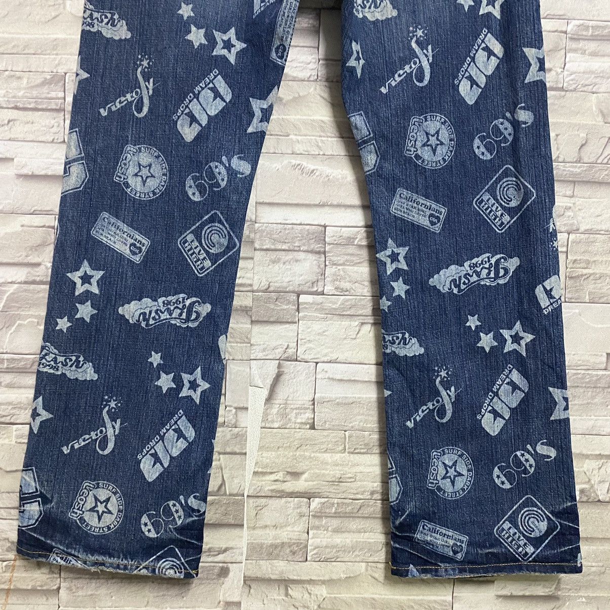 Japanese Brand Japanese Brand CO&LU Printed Denim Jeans Size US 31 - 10 Thumbnail