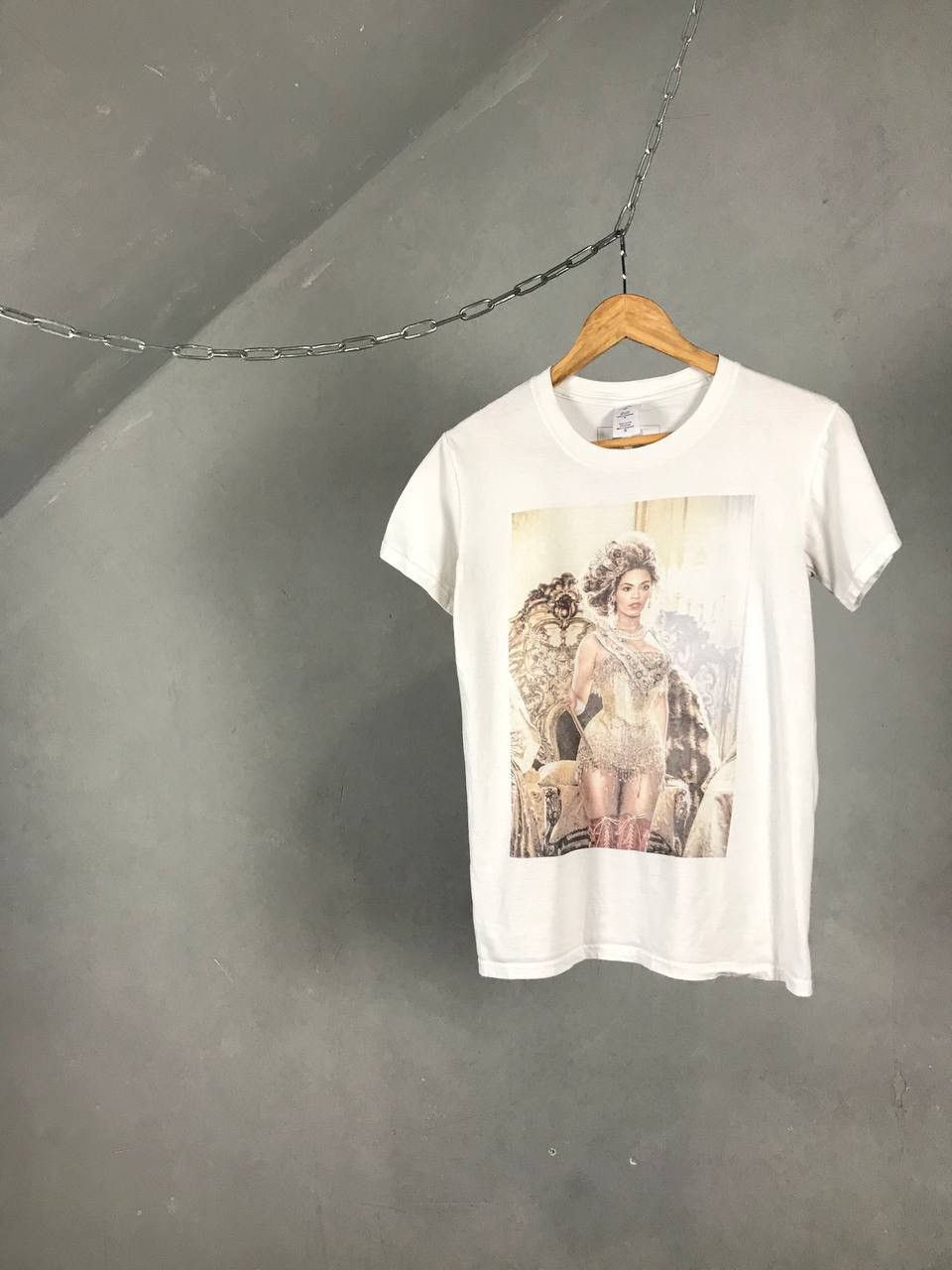 Band Tees Beyoncé vintage band tour tee Size US S / EU 44-46 / 1 - 1 Thumbnail