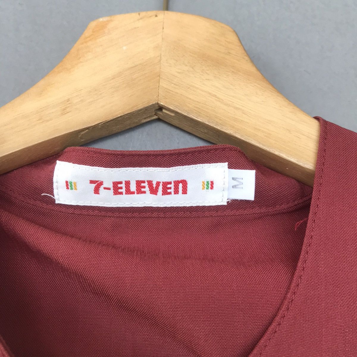 Japanese Brand × Vintage 🔥90's Vintage 7 ELEVEN Uniform Workwear Zipper Jacket Size US M / EU 48-50 / 2 - 4 Thumbnail