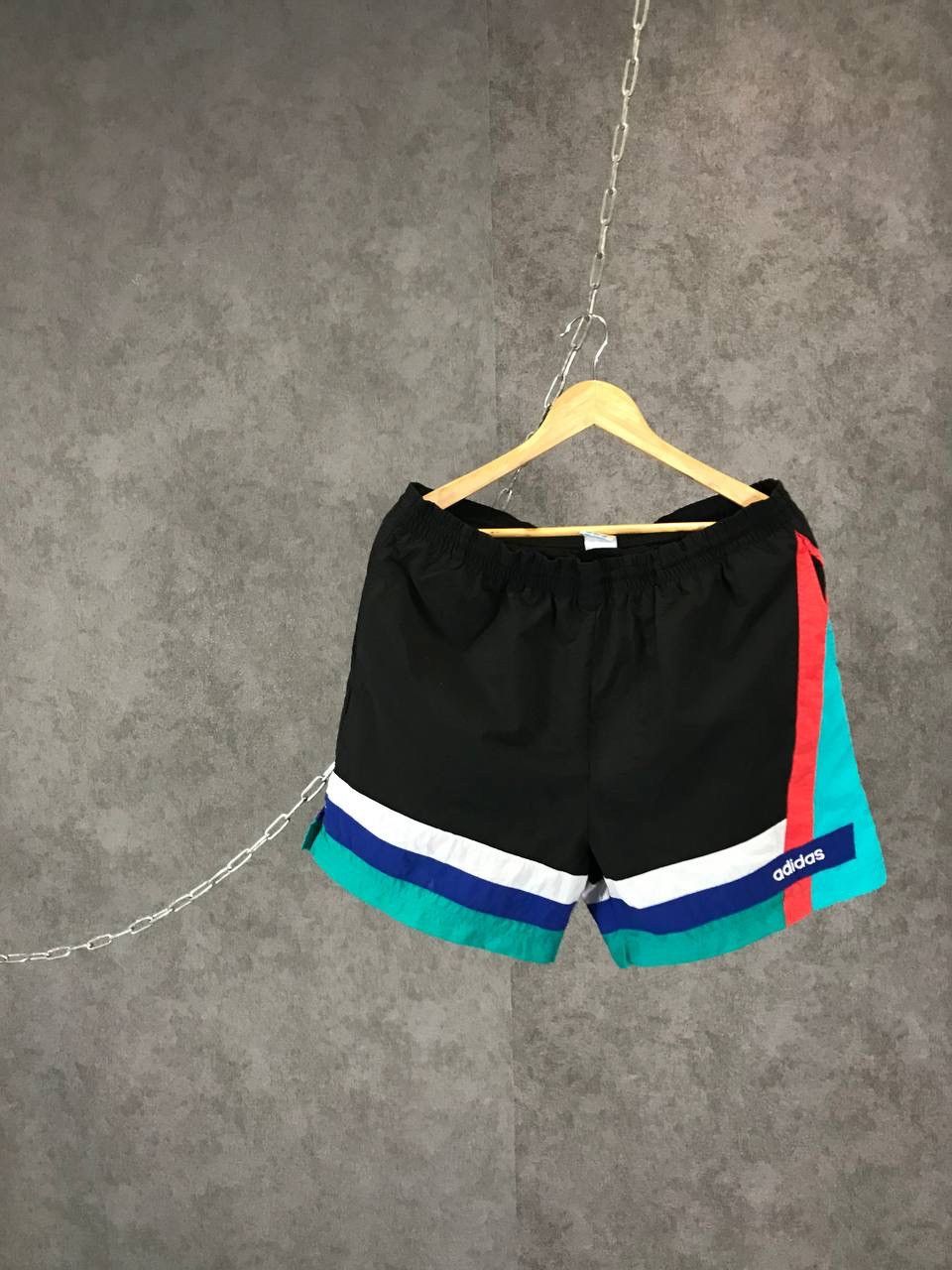 Adidas Adidas vintage streetwear shorts Size US 36 / EU 52 - 1 Thumbnail