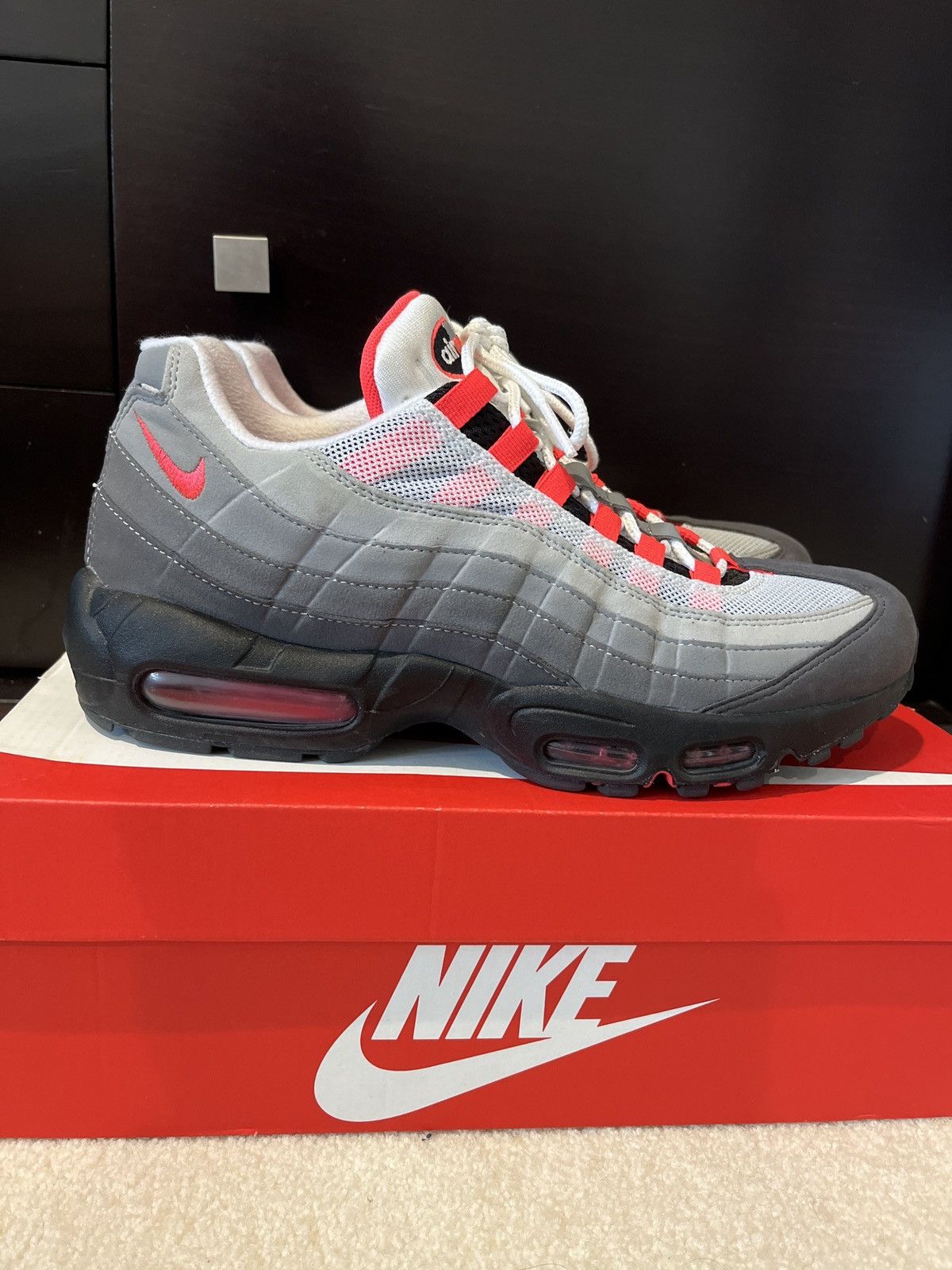 mens nike air max 95 solar red