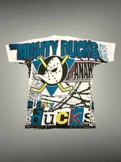 VINTAGE NHL ALL OVER PRINT DISNEY ANAHEIM MIGHTY DUCKS TEE SHIRT 1993 SIZE  XL MADE IN CANADA