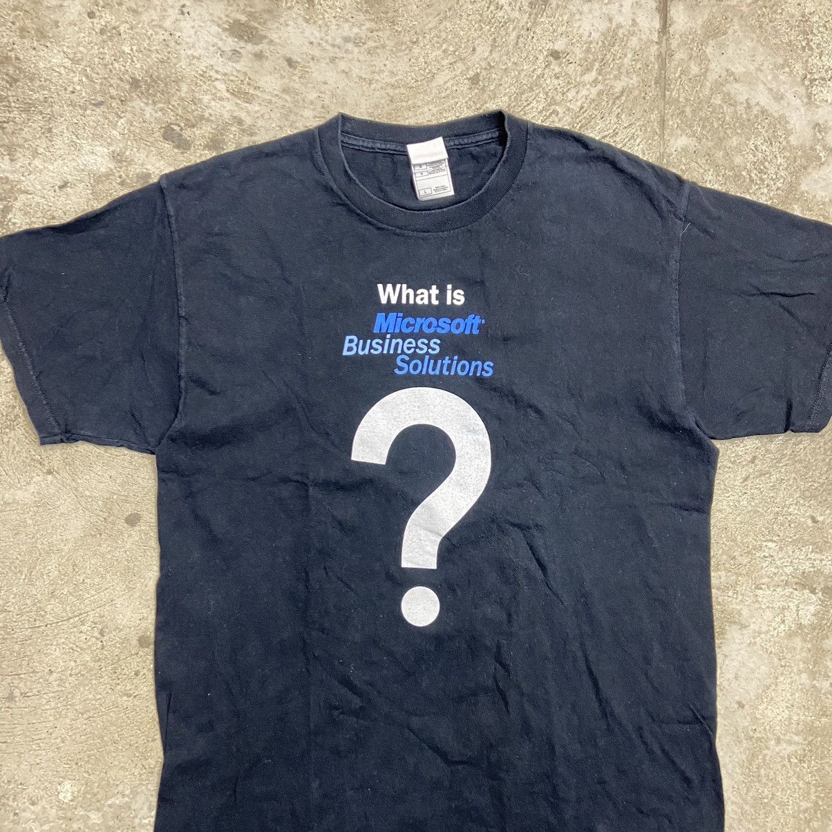 Apple MICROSOFT BUSSINES SOLUTIONS early 2000s RARE TEE - 811 Size US L / EU 52-54 / 3 - 3 Thumbnail