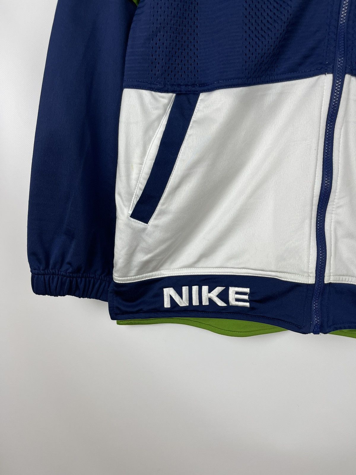 Nike Nike vintage 90s big logo swoosh track top jacket Size US M / EU 48-50 / 2 - 6 Thumbnail