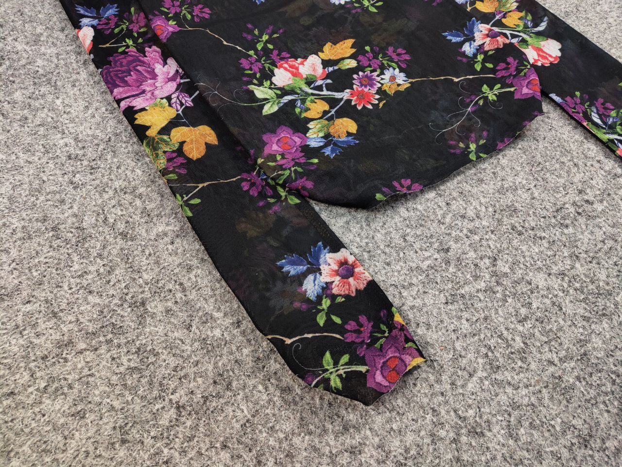 Japanese Brand Vintage Mesh Long Sleeve Motive Flowers Jean Paul Gaultier Size US XS / EU 42 / 0 - 6 Thumbnail