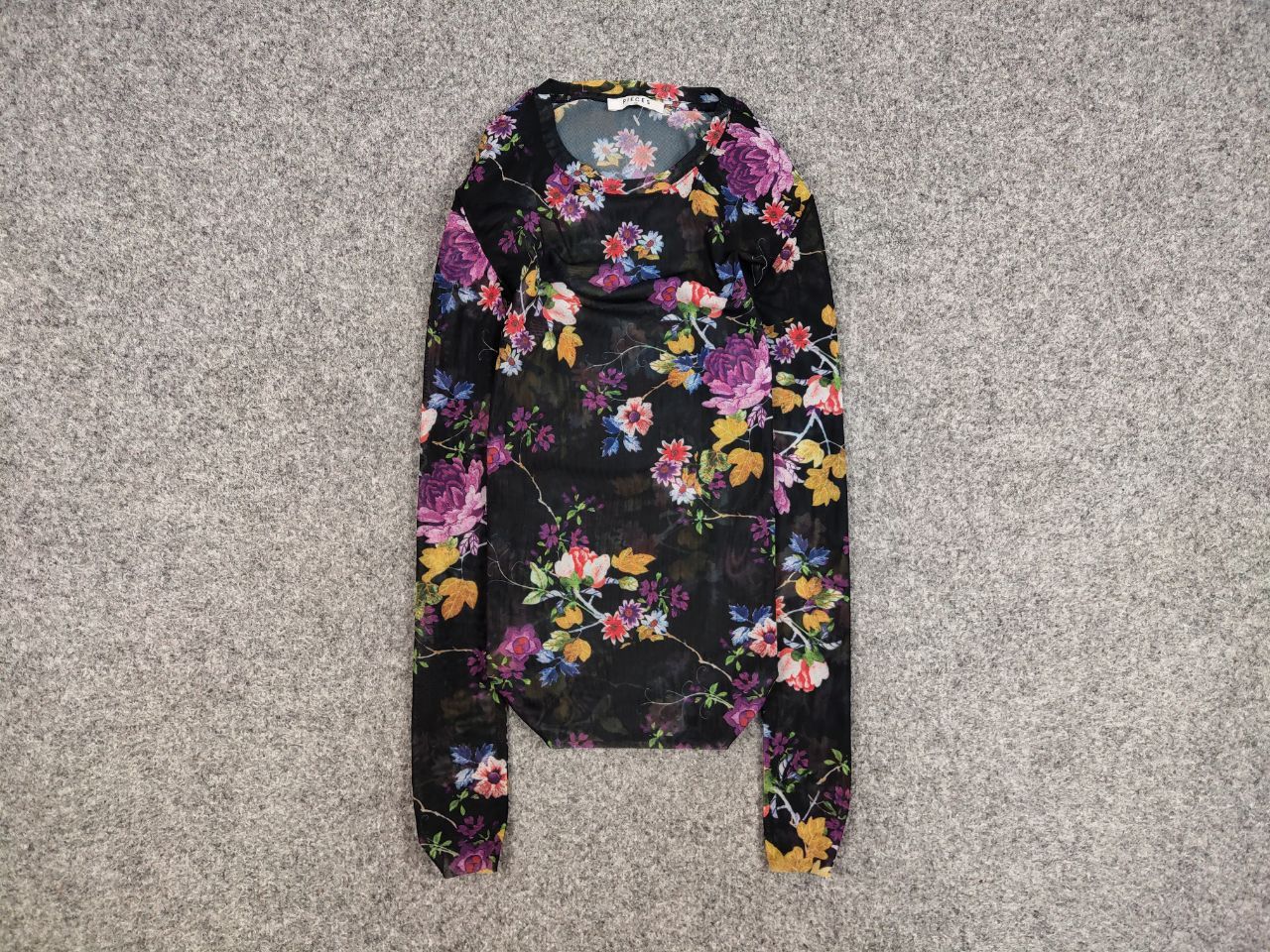 Japanese Brand Vintage Mesh Long Sleeve Motive Flowers Jean Paul Gaultier Size US XS / EU 42 / 0 - 1 Thumbnail