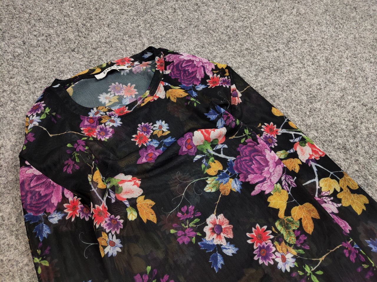 Japanese Brand Vintage Mesh Long Sleeve Motive Flowers Jean Paul Gaultier Size US XS / EU 42 / 0 - 12 Thumbnail