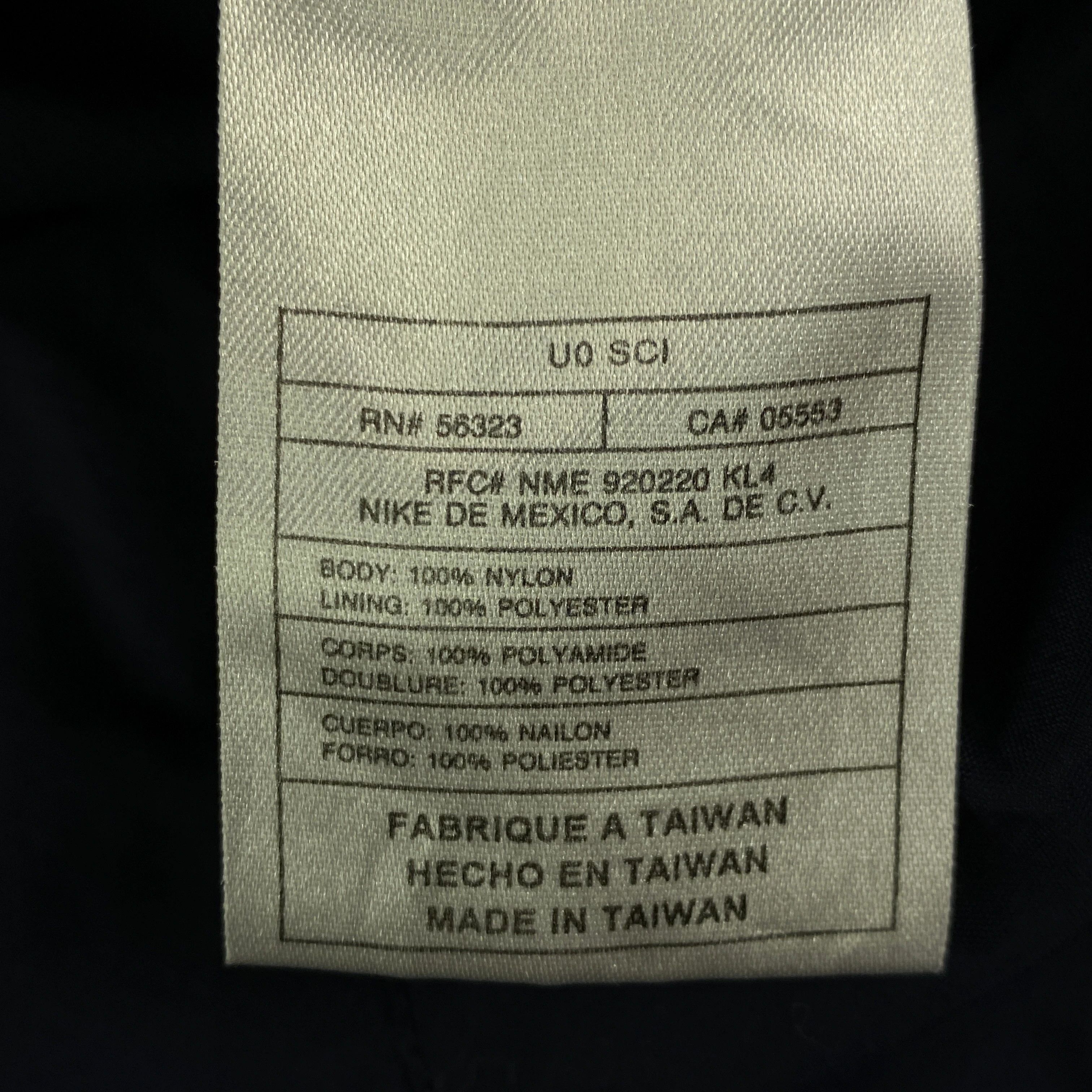 Nike × Vintage Mens Shorts Nike Vintage Size XL Nylon Size US 34 / EU 50 - 5 Thumbnail