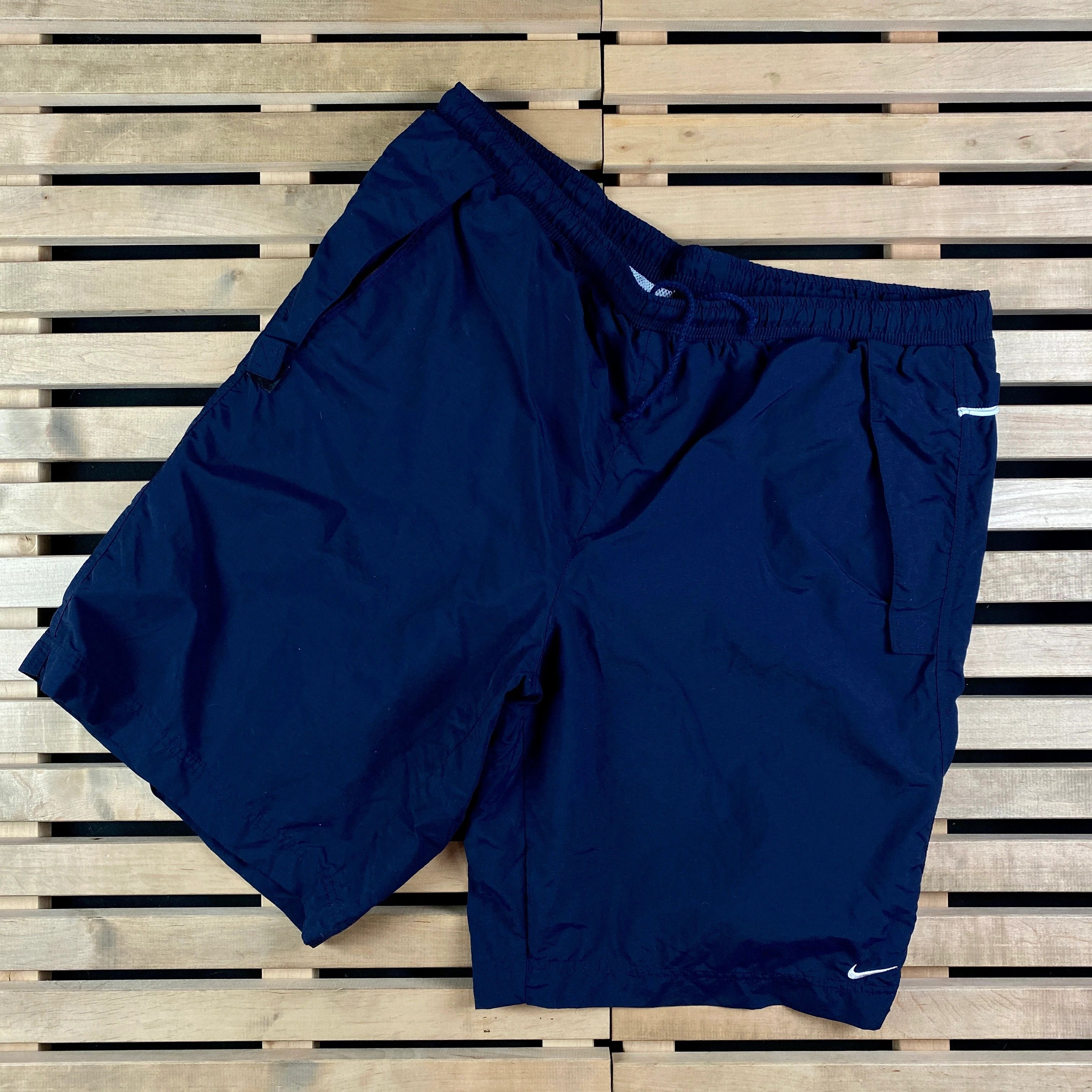 Nike × Vintage Mens Shorts Nike Vintage Size XL Nylon Size US 34 / EU 50 - 1 Thumbnail