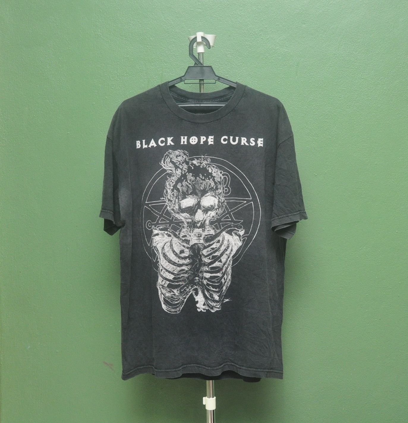 Japanese Brand × Vintage Vintage Black Hope Curse In Darkness We Stand Shirt Size US XL / EU 56 / 4 - 1 Thumbnail