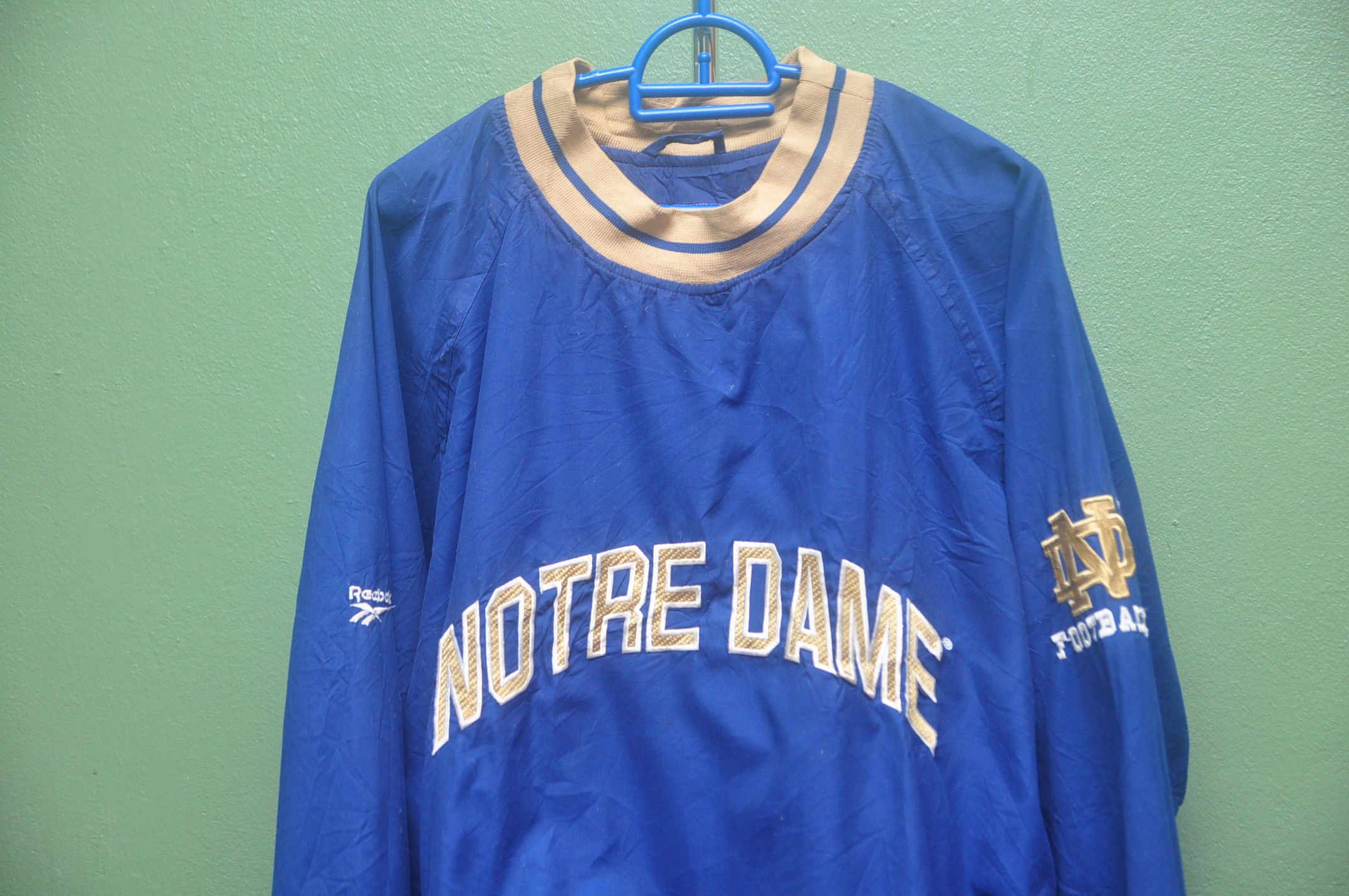 Japanese Brand × Vintage Vintage Notre Dome Football Reebok Streetwear Fashion Size US L / EU 52-54 / 3 - 3 Thumbnail