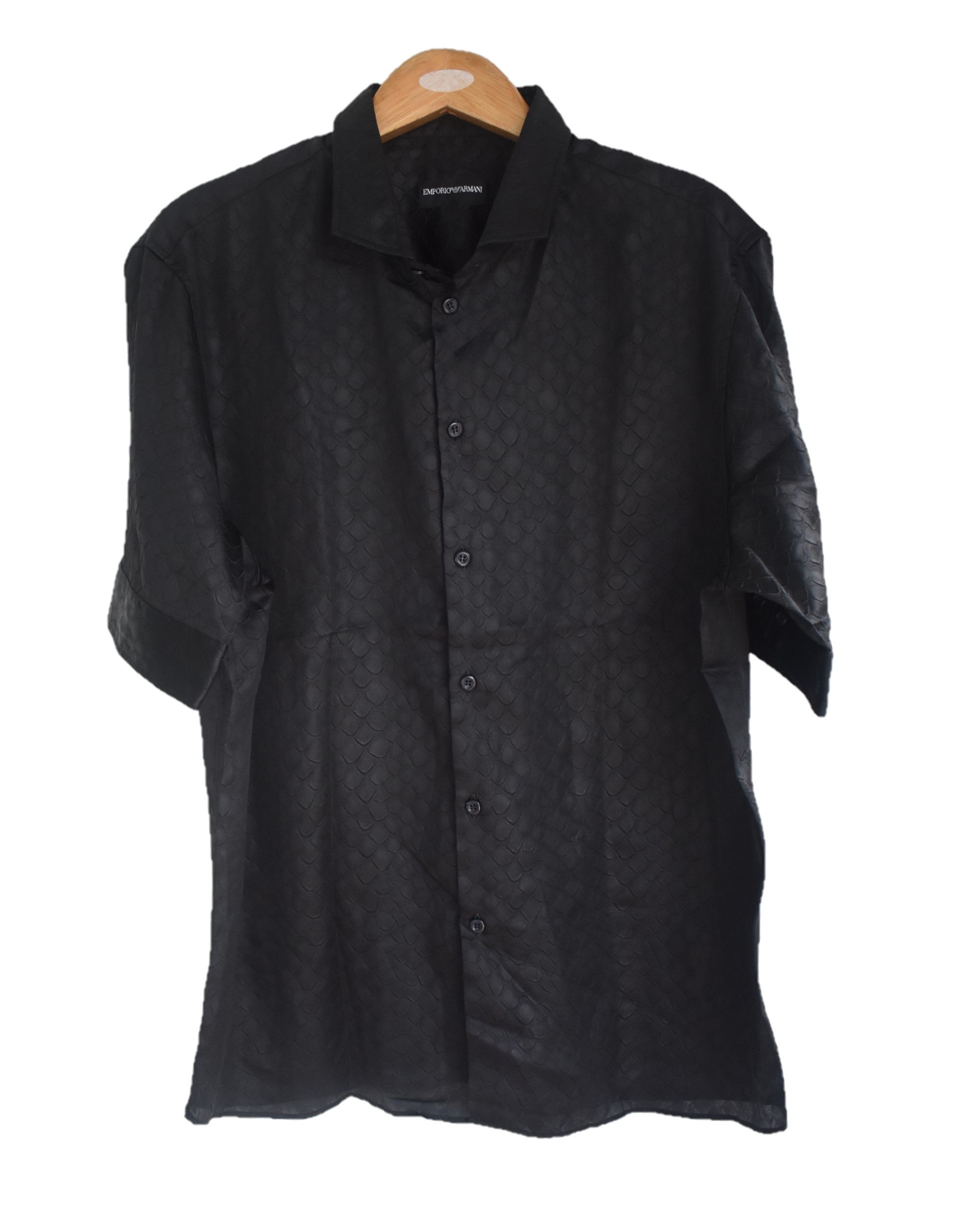 Emporio Armani VINTAGE EMPORIO ARMANI FISH SCALES PATERN SHIRT Size US L / EU 52-54 / 3 - 1 Thumbnail
