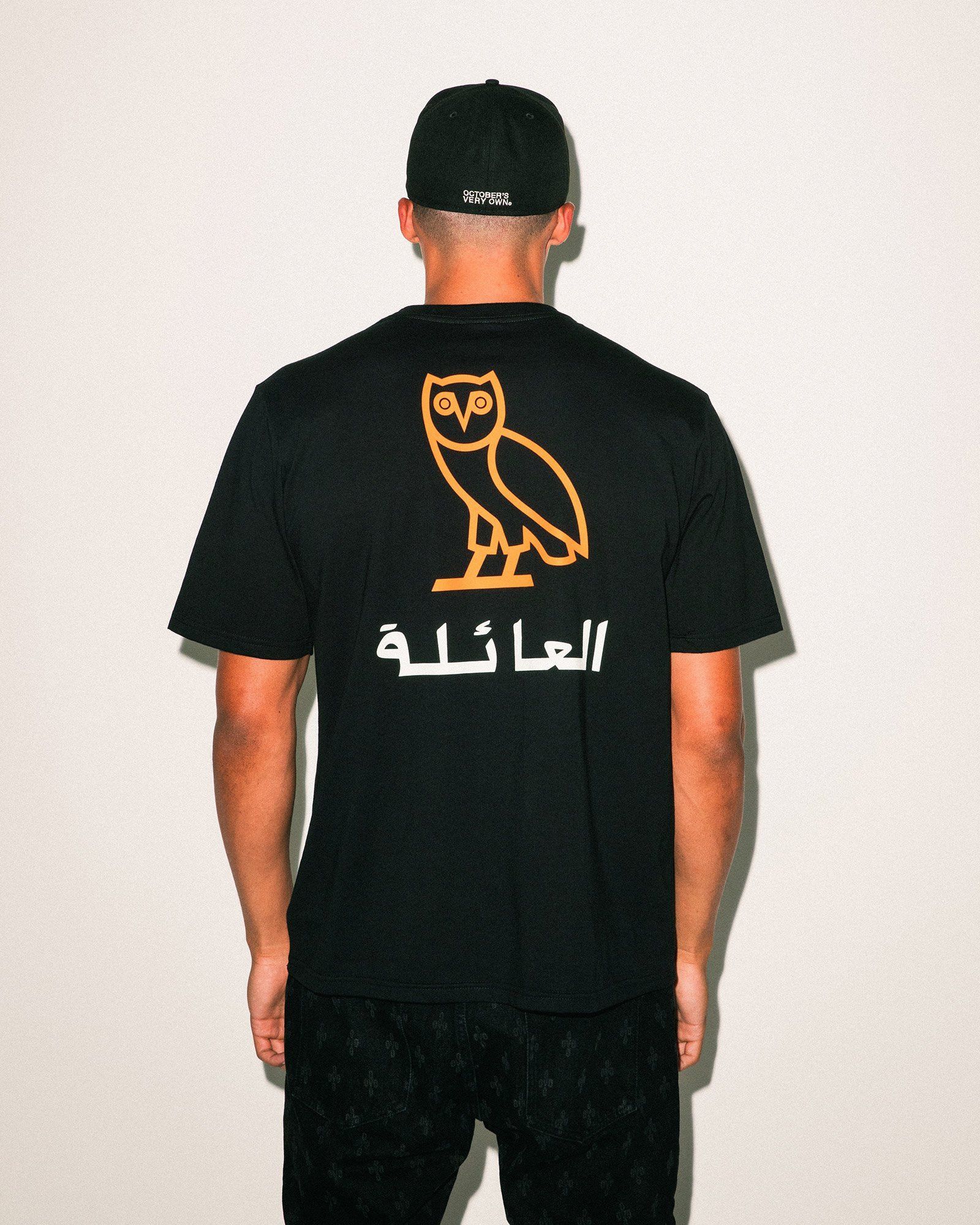 Drake OVO FAMILY ARABIC POCKET T-SHIRT Size US M / EU 48-50 / 2 - 4 Thumbnail