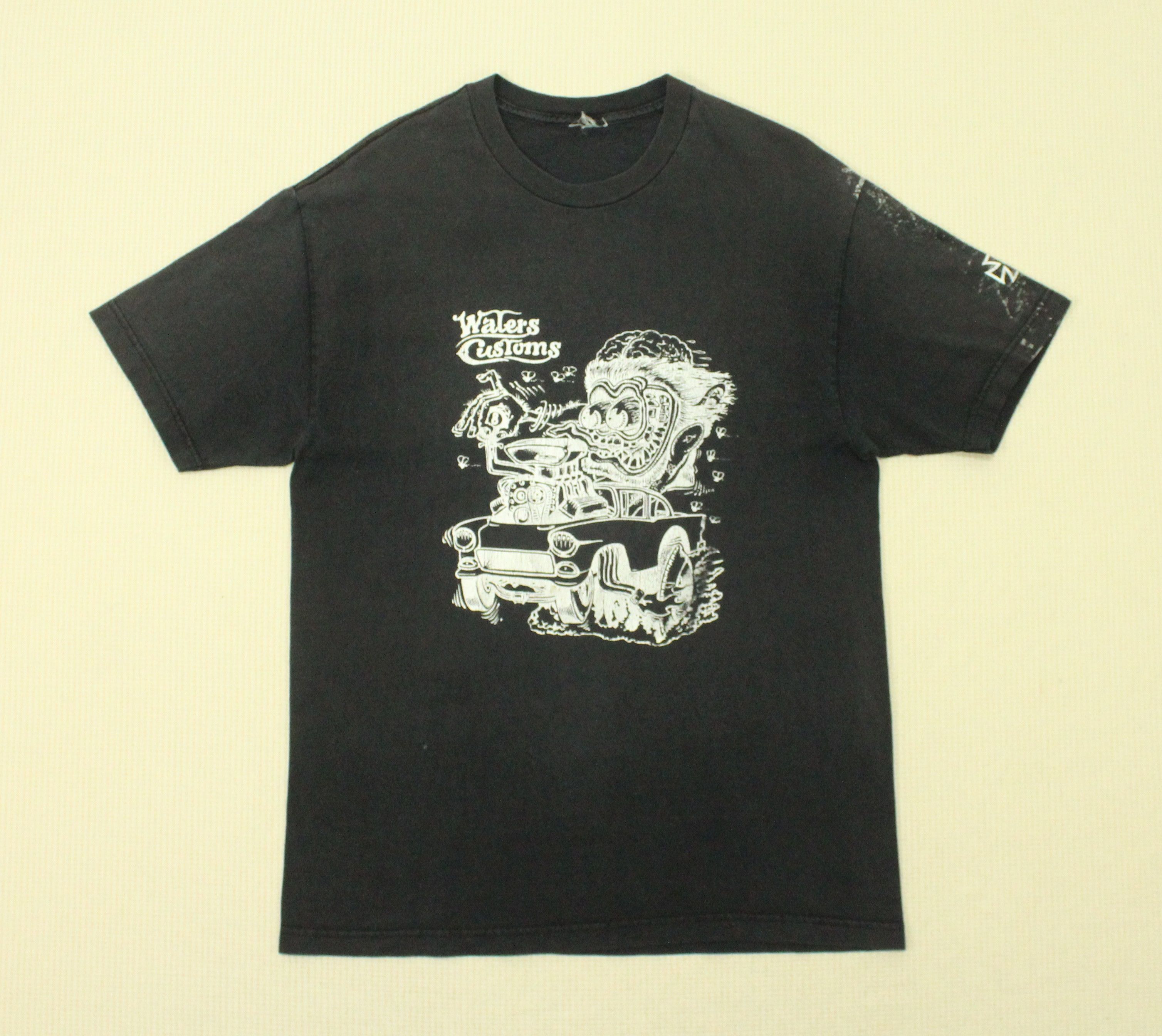 Vintage Vintage WATERS CUSTOMS T Shirt Faded Black Size US L / EU 52-54 / 3 - 8 Thumbnail