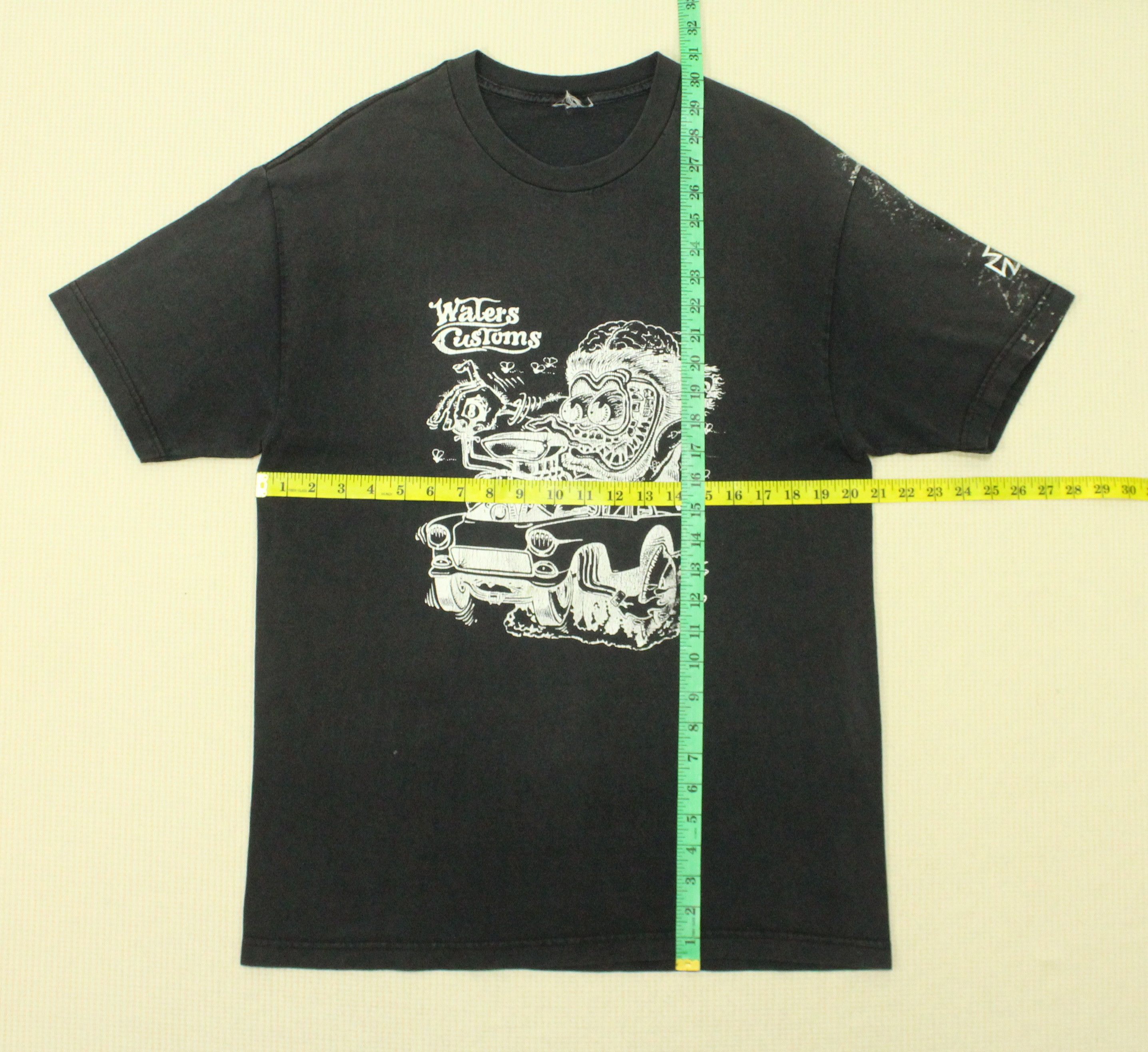 Vintage Vintage WATERS CUSTOMS T Shirt Faded Black Size US L / EU 52-54 / 3 - 16 Thumbnail