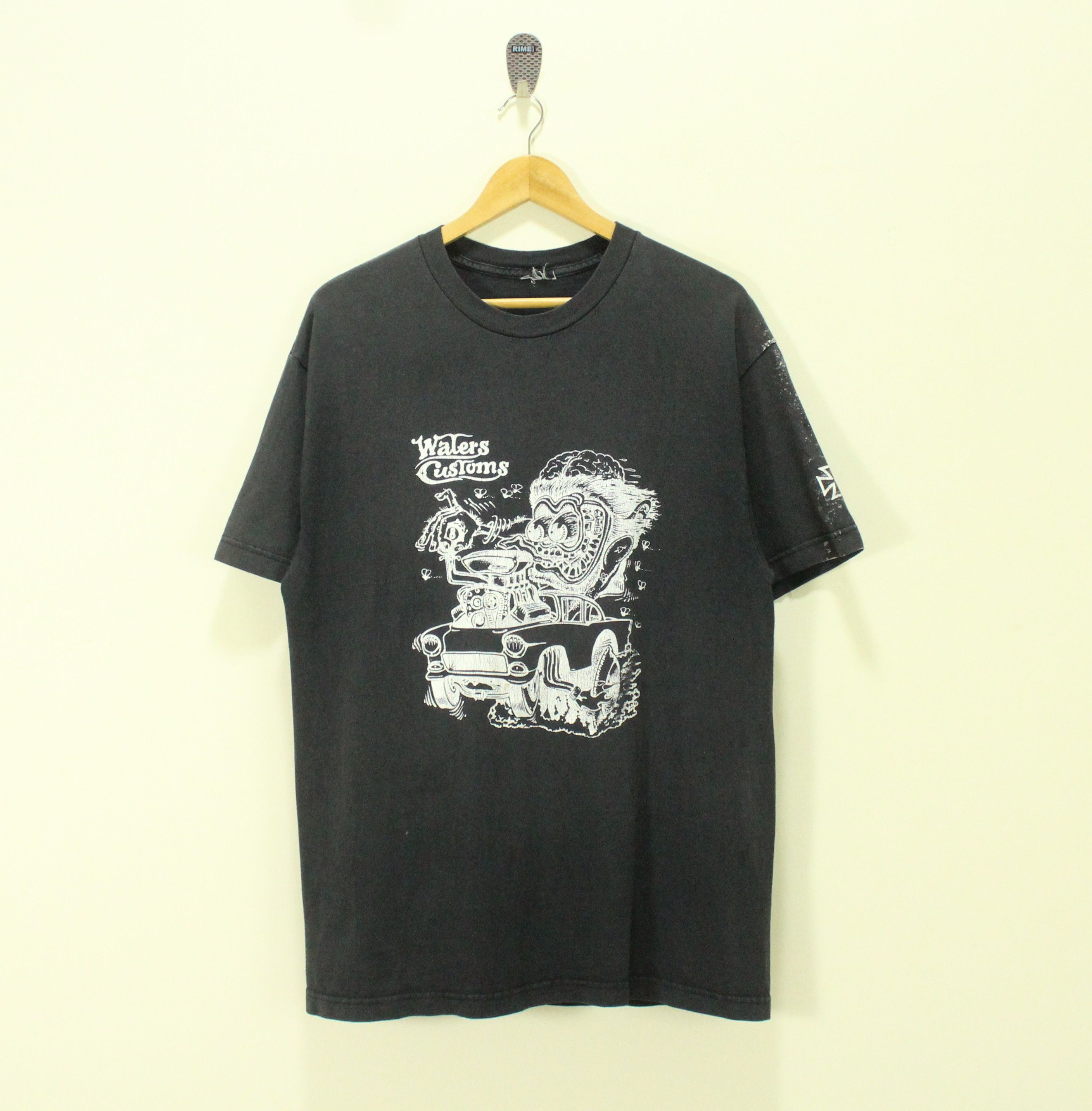Vintage Vintage WATERS CUSTOMS T Shirt Faded Black Size US L / EU 52-54 / 3 - 1 Thumbnail