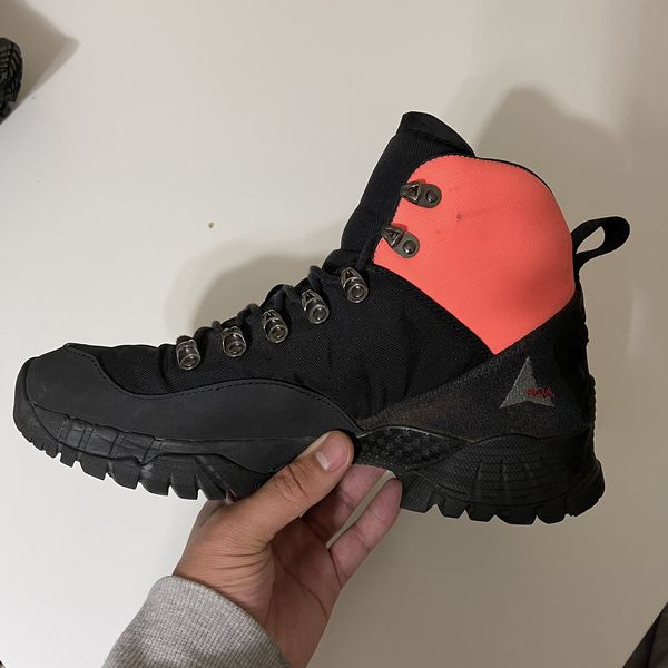 Alyx roa store hiking boots