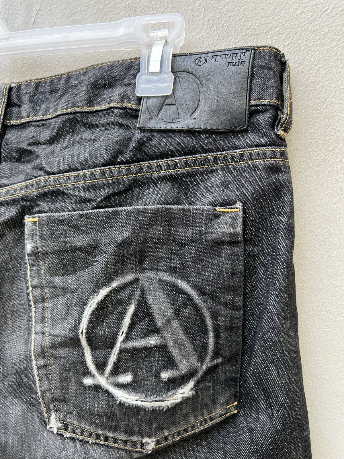 Vintage Vintage ANTWRP Belgium Distressed Faded Black Denim Jeans Size US 32 / EU 48 - 19 Thumbnail