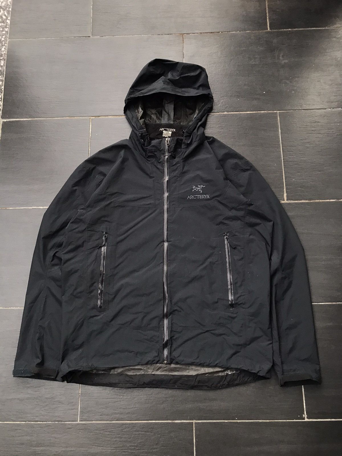 Arc'teryx Arc'teryx Goretex Paclite Shell Windbreaker | Grailed