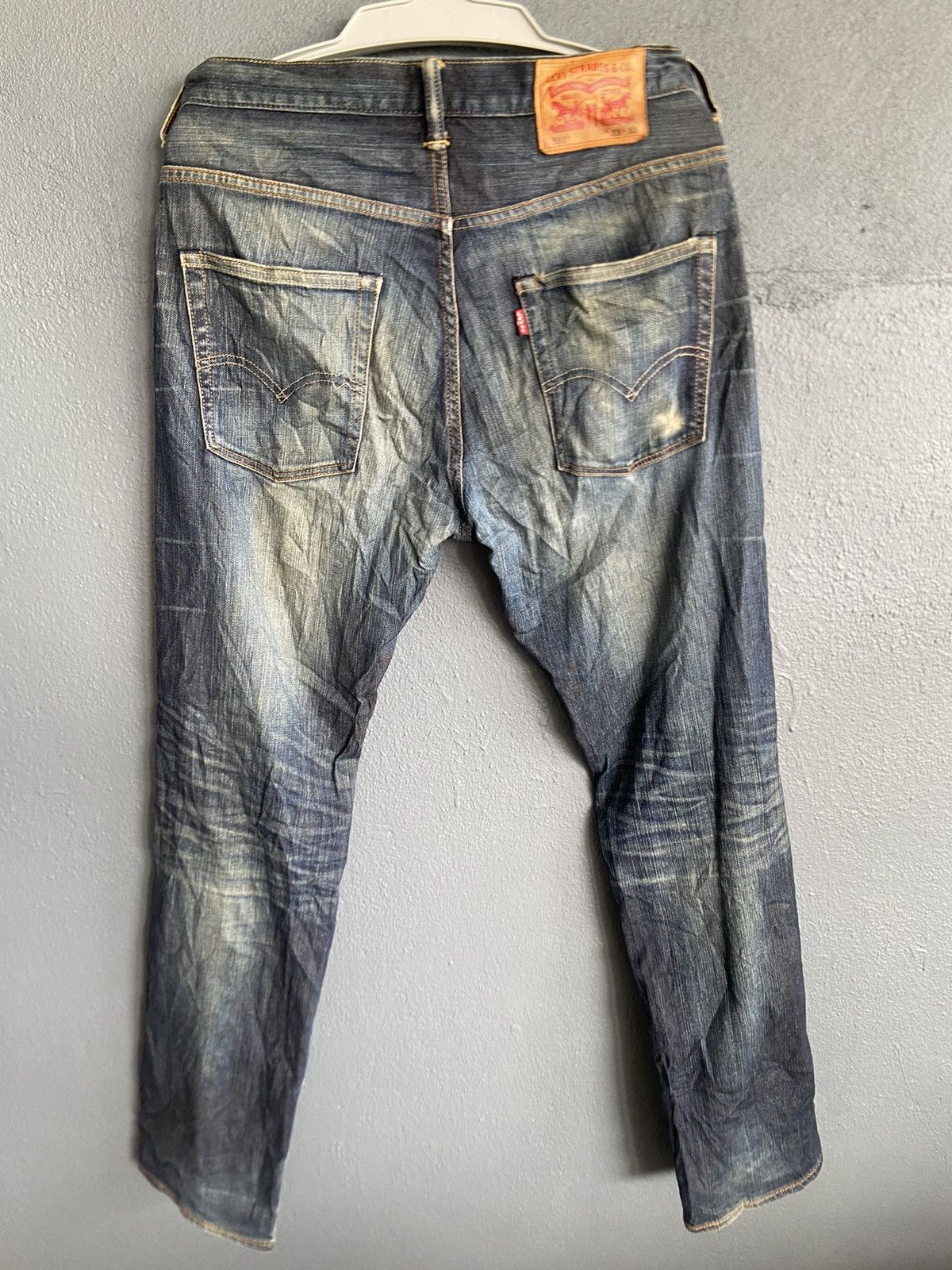 Levi’s 551 Distressed Denim