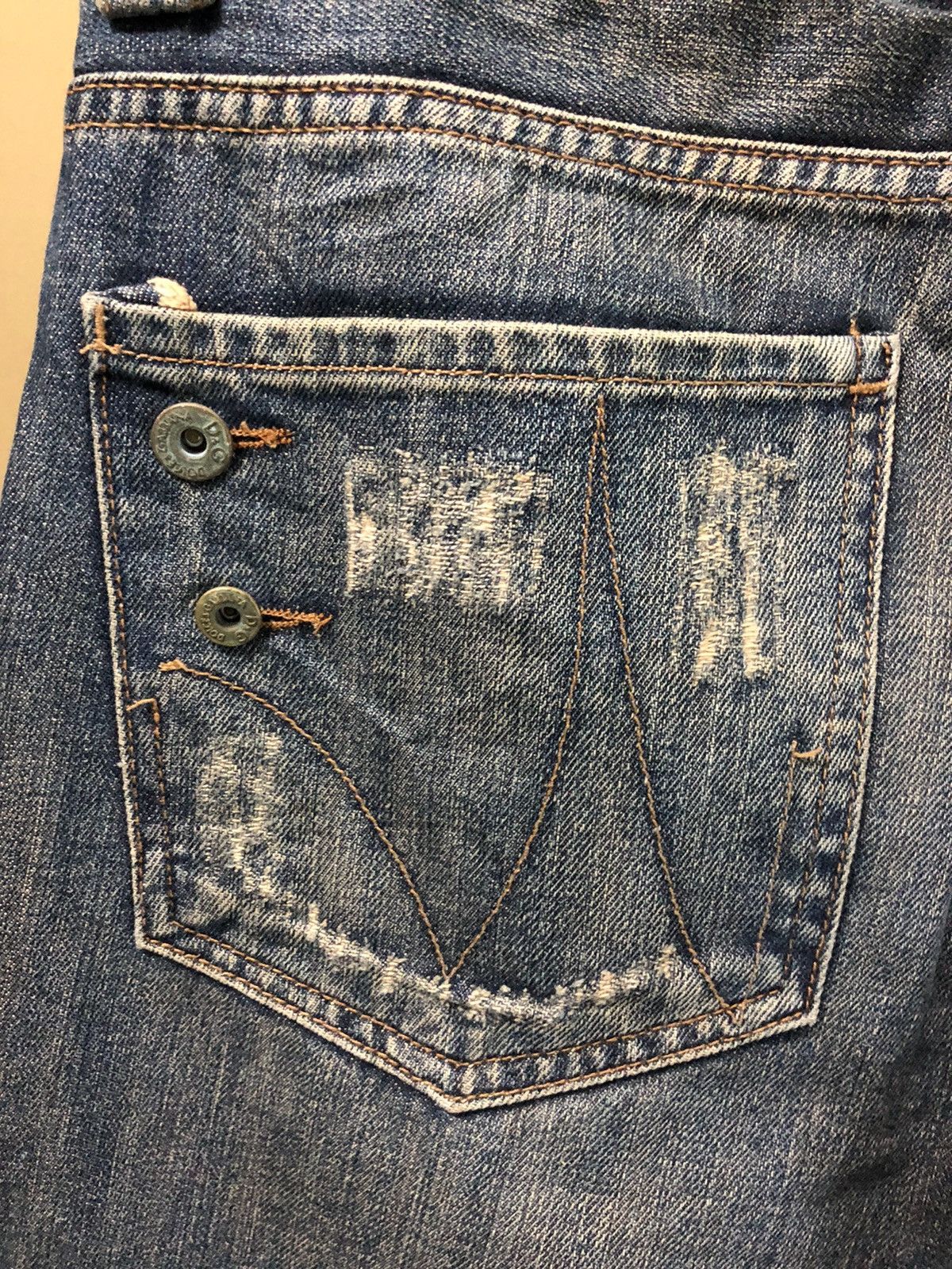 Dolce & Gabbana Vintage Dolce & Gabbana Distressed Denim Jeans Size US 32 / EU 48 - 9 Thumbnail