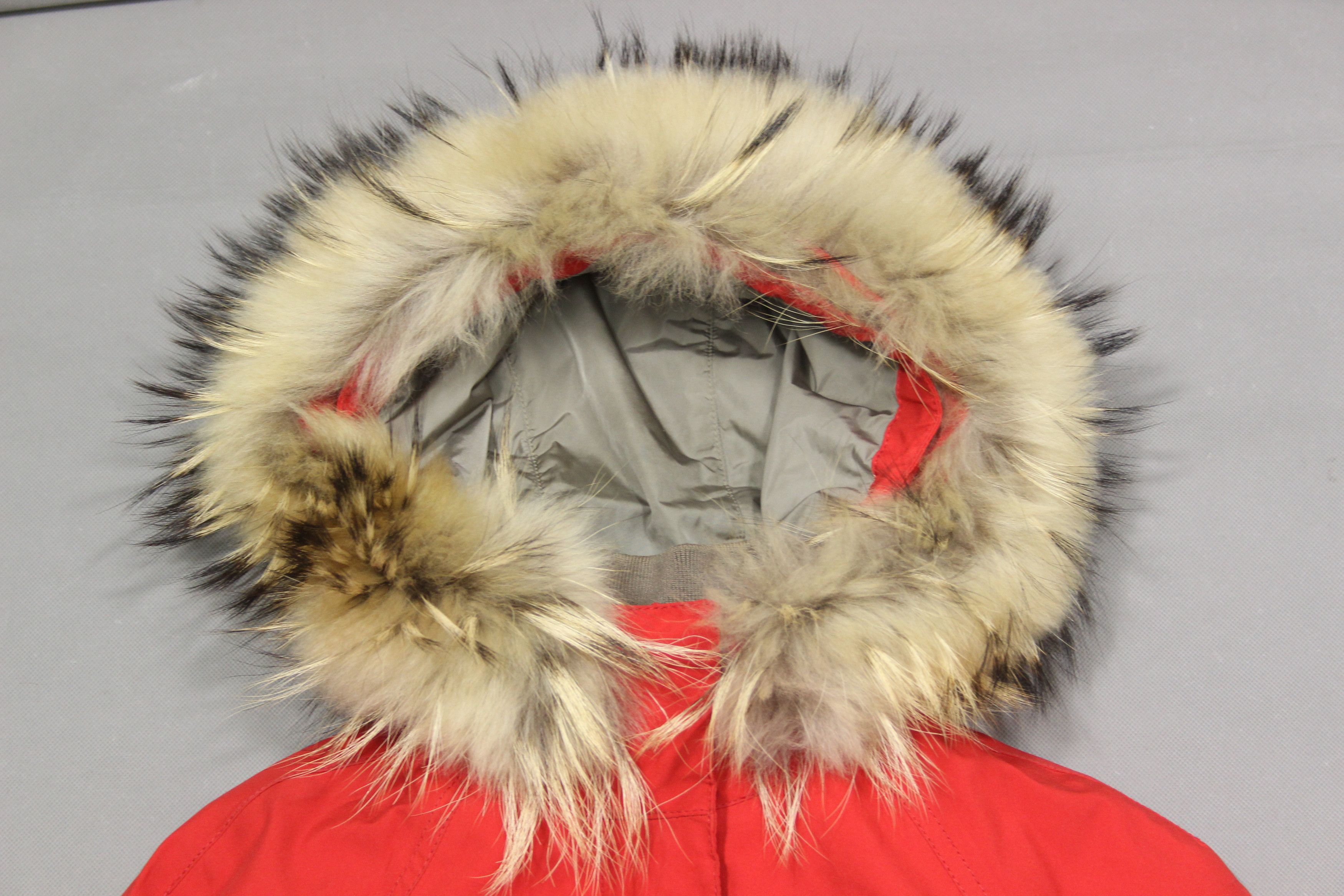 Prada Sport 3in1 Goretex Jacket Red Tab Fox Fur Vintage Size S / US 4 / IT 40 - 7 Thumbnail