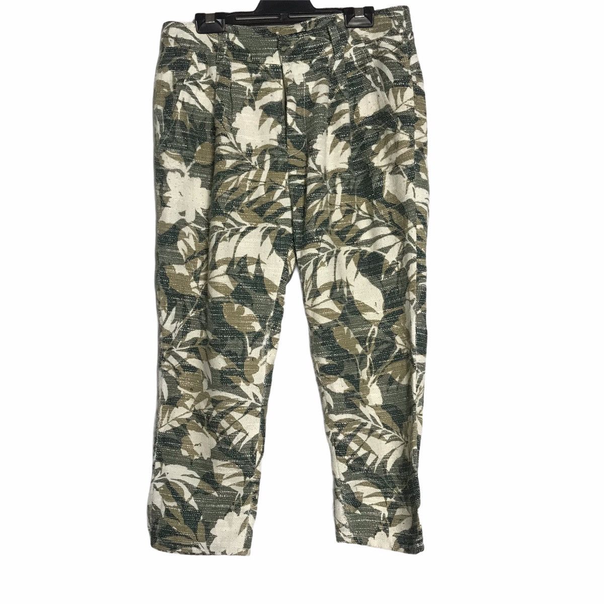Journal standard floral knitted 3q pants
