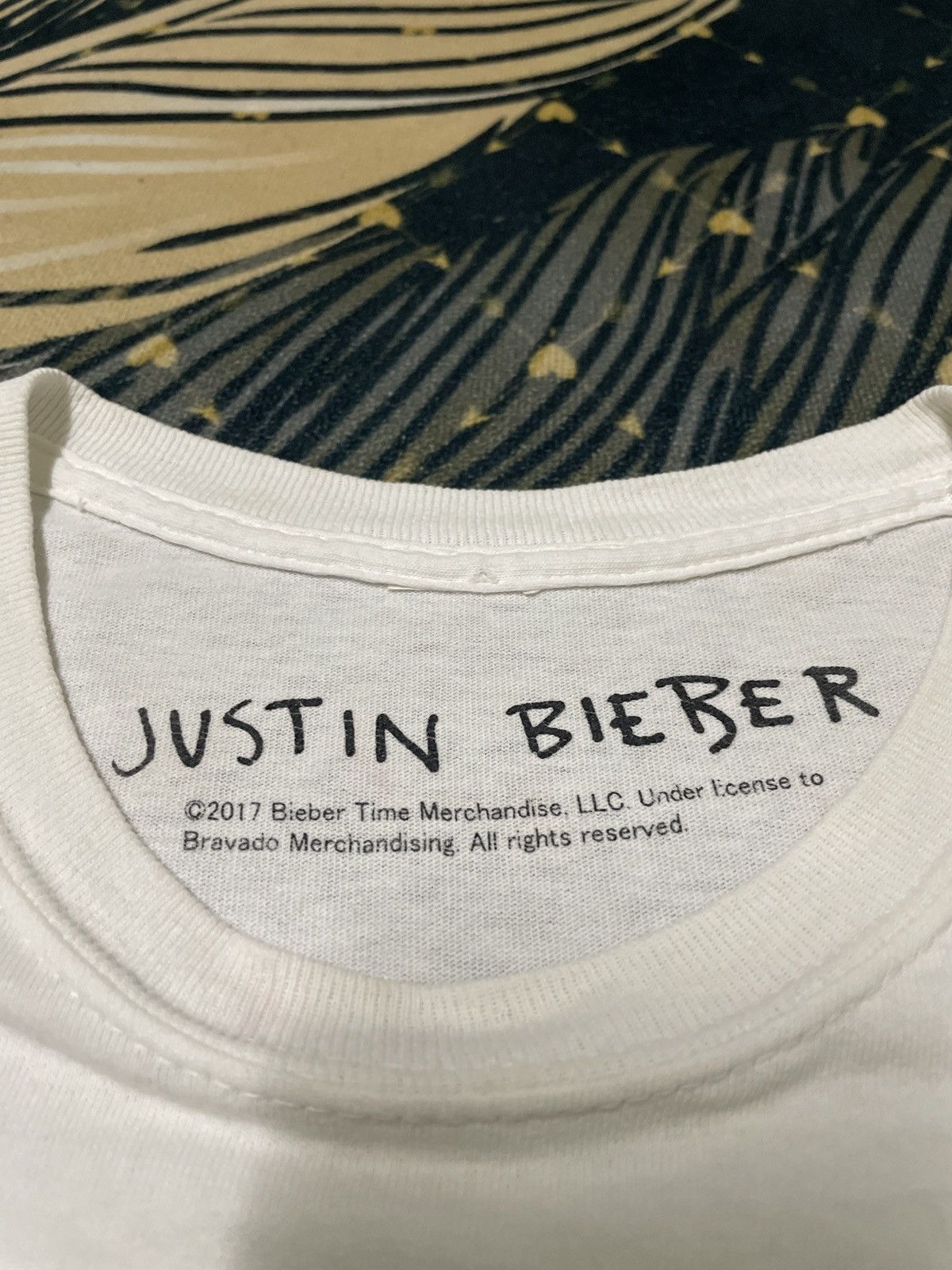 Justin Bieber × Vintage Justin Bieber Printed Shirt Marchandise 2017 Size US M / EU 48-50 / 2 - 5 Thumbnail