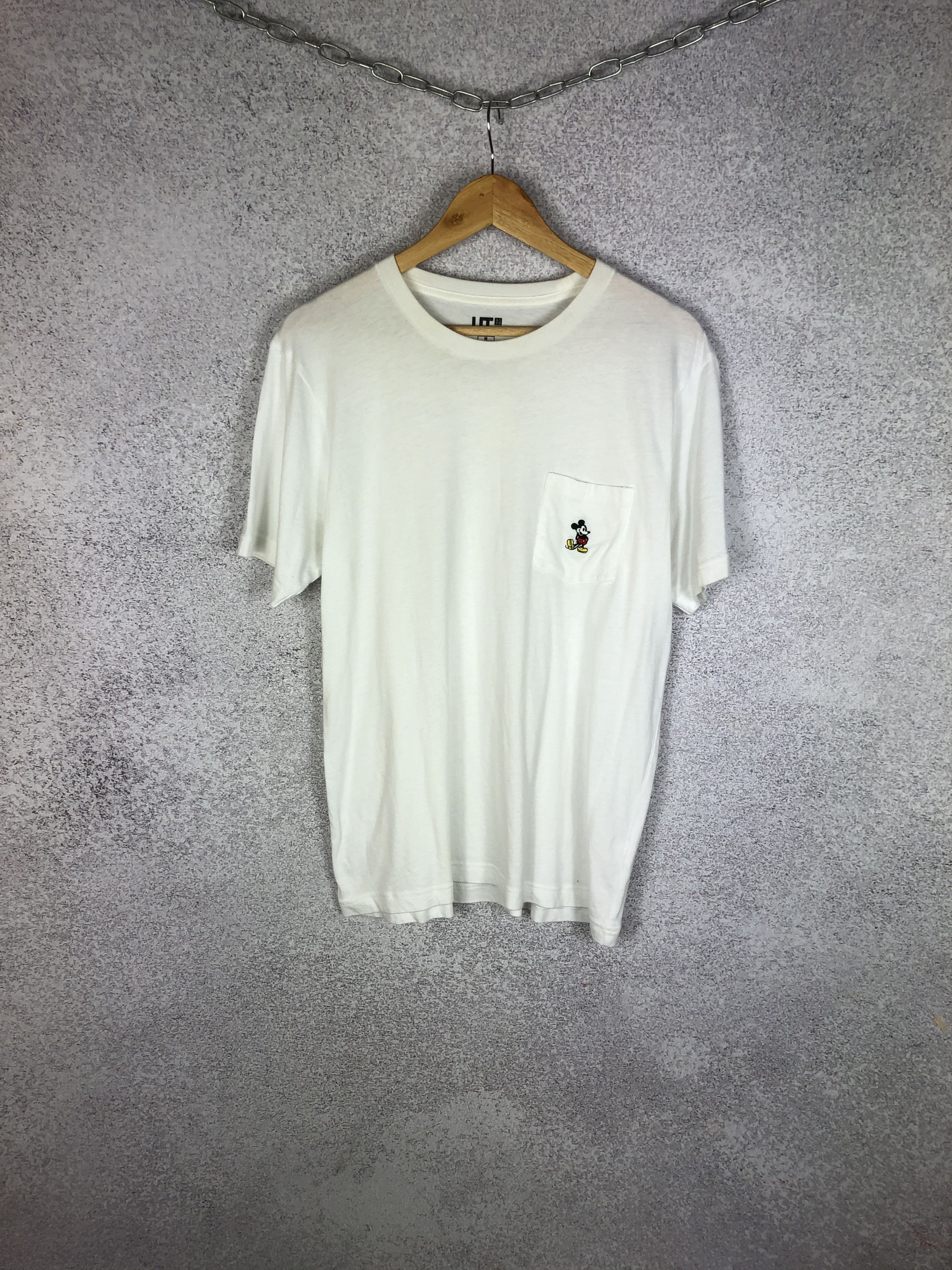 Disney × Uniqlo Uniqlo Disney Mickey Mouse T shirt Size US M / EU 48-50 / 2 - 1 Thumbnail