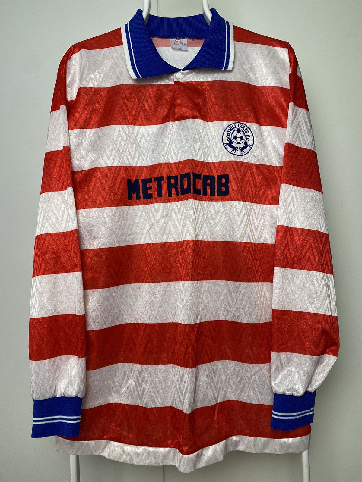 Vintage Dosthill Colts vintage Football jersey striped white red Size US L / EU 52-54 / 3 - 1 Thumbnail