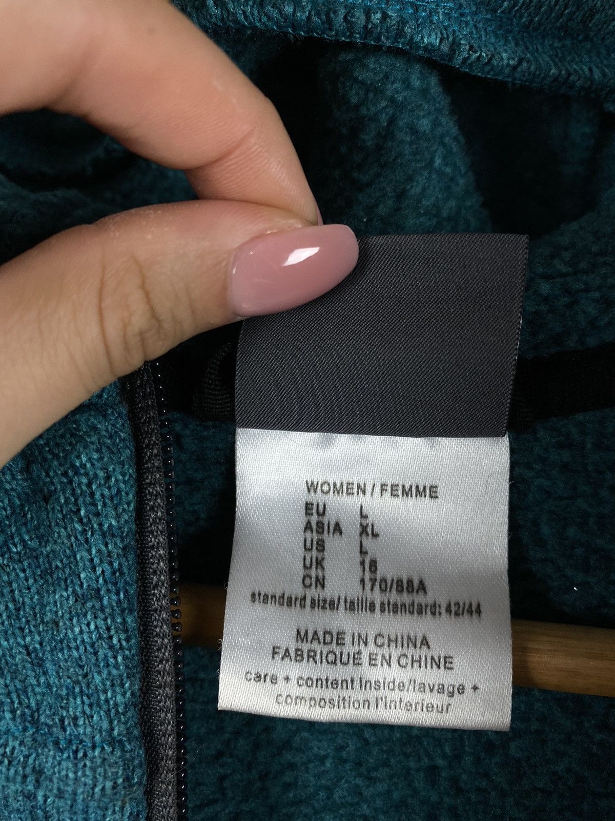 Jack Wolfskin Jack Wolfskins fleece zip woman size L Size US L / EU 52-54 / 3 - 4 Thumbnail