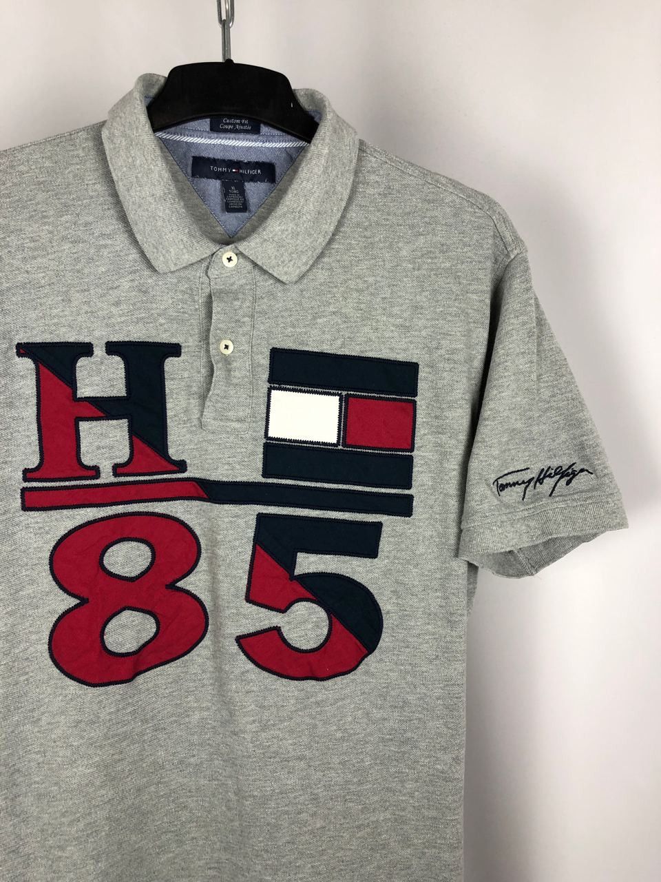 Tommy Hilfiger Men’s Tommy Hilfiger polo T-shirts big logo grey size XL Size US XL / EU 56 / 4 - 2 Thumbnail