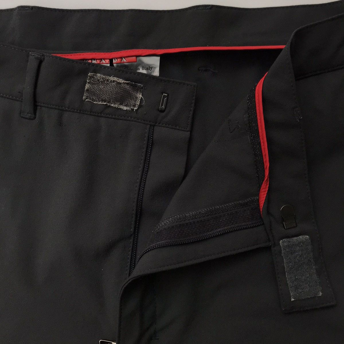 Prada Prada nylon sport/casual pants Size US 37 - 5 Thumbnail