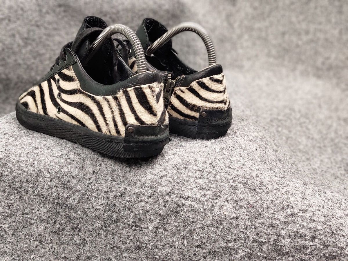 Crime London Crime London exclusive shoes Zebra leather unisex Sneakers Size US 5.5 / EU 38 - 15 Thumbnail