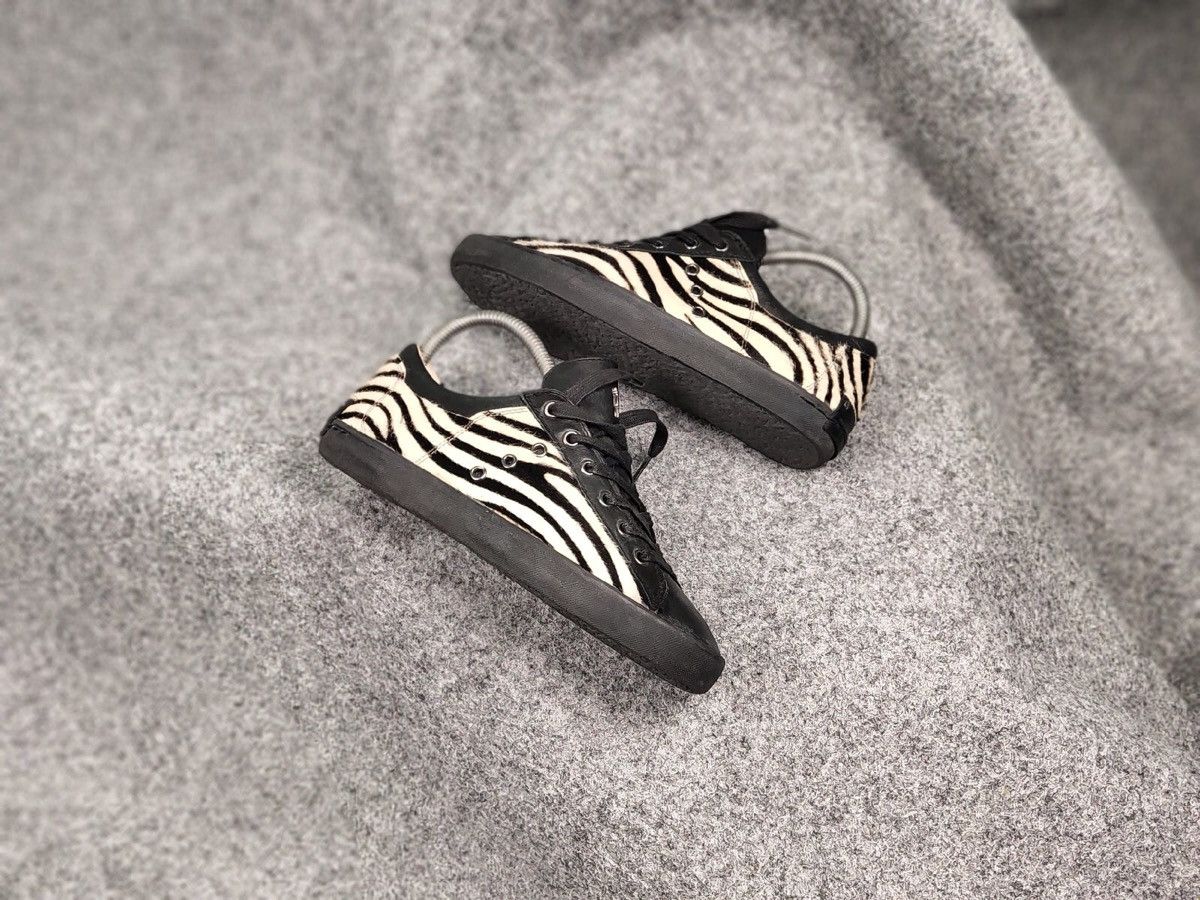 Crime London Crime London exclusive shoes Zebra leather unisex Sneakers Size US 5.5 / EU 38 - 2 Thumbnail