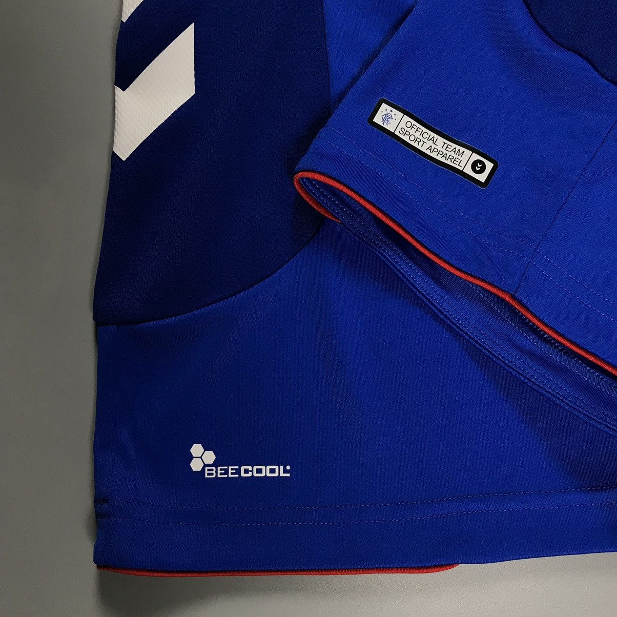 Hummel Glasgow Rangers FC Hummel Soccer Jersey Size US L / EU 52-54 / 3 - 5 Thumbnail
