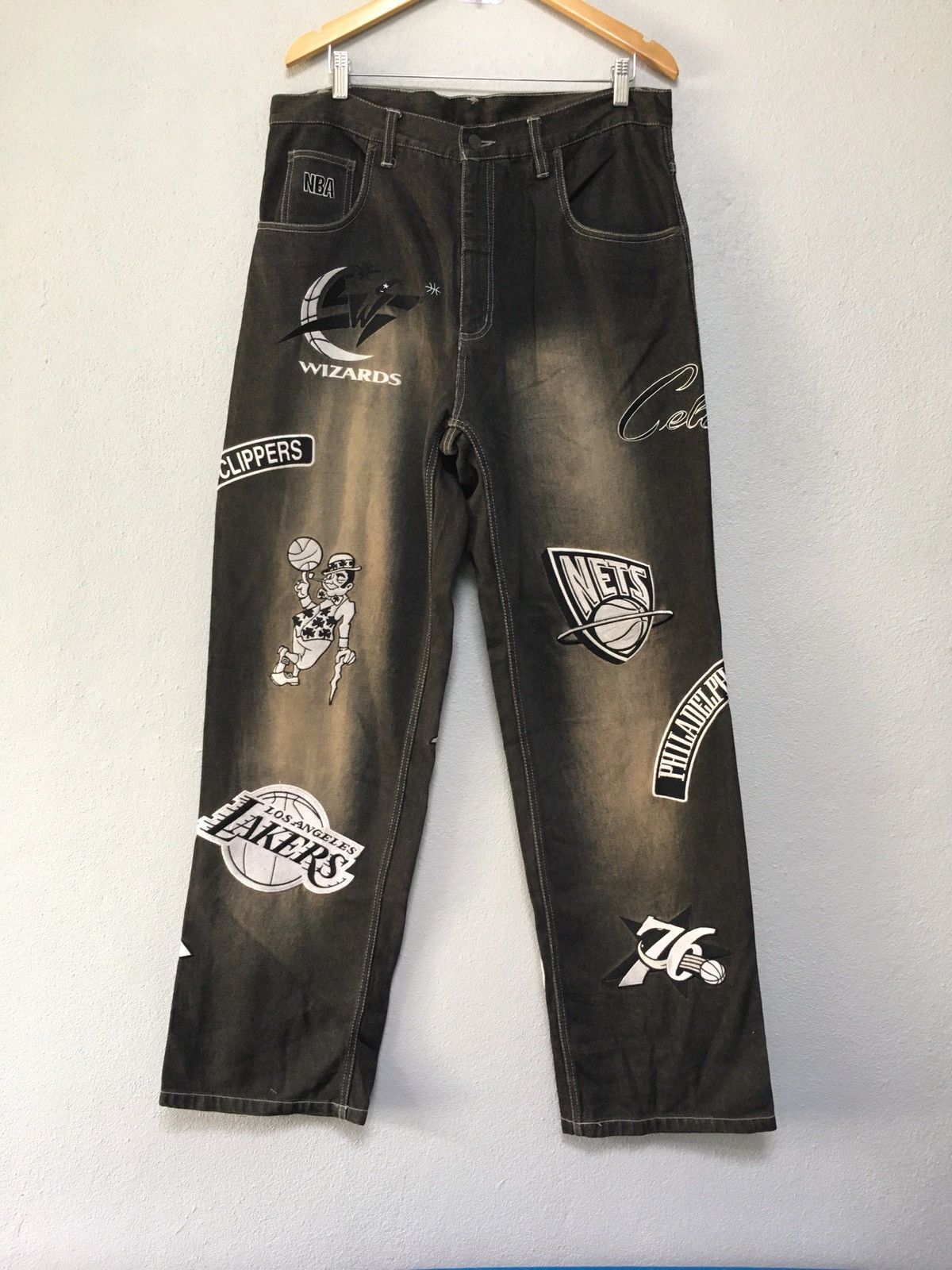 Streetwear offers Lakers Jeans