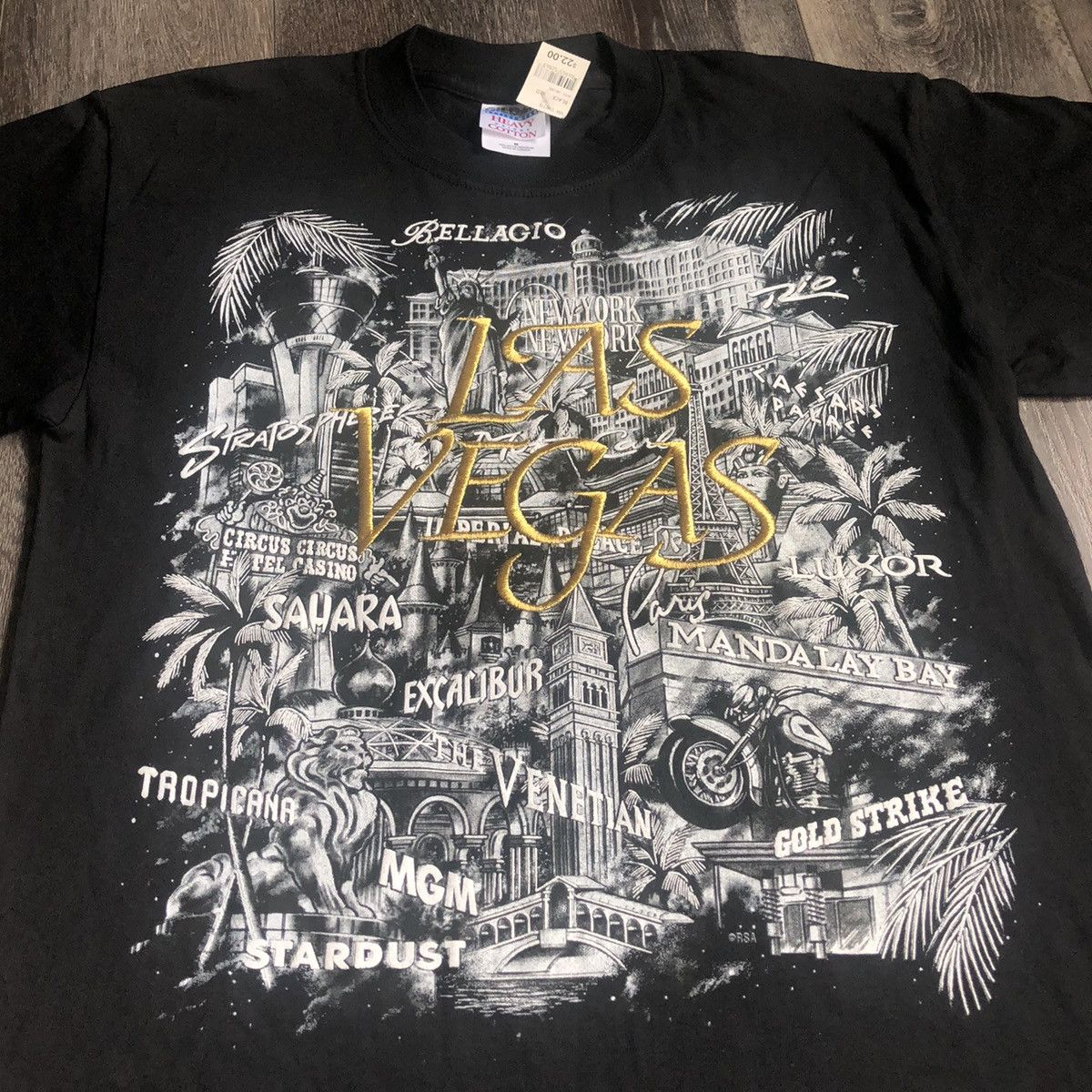 Vintage Vintage 1990s Las Vegas Tourist Attractions Embroidered Tee Size US M / EU 48-50 / 2 - 2 Thumbnail