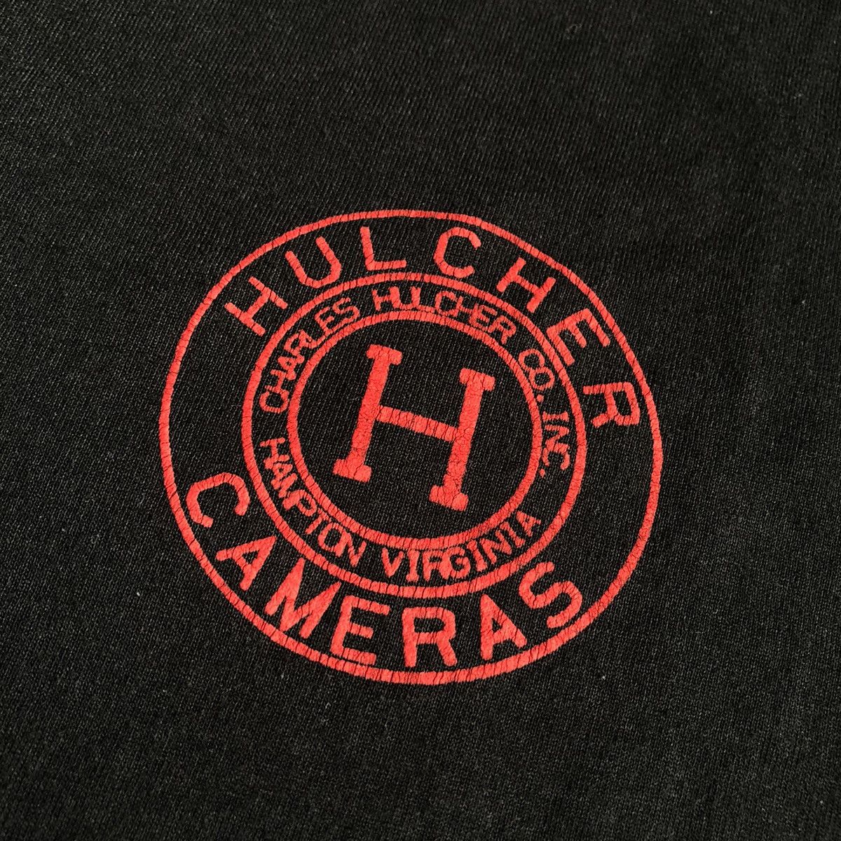 Vintage Vintage 1990s Hulcher Cameras Hulcherama Retro Logo T Shirt Size US XL / EU 56 / 4 - 6 Thumbnail