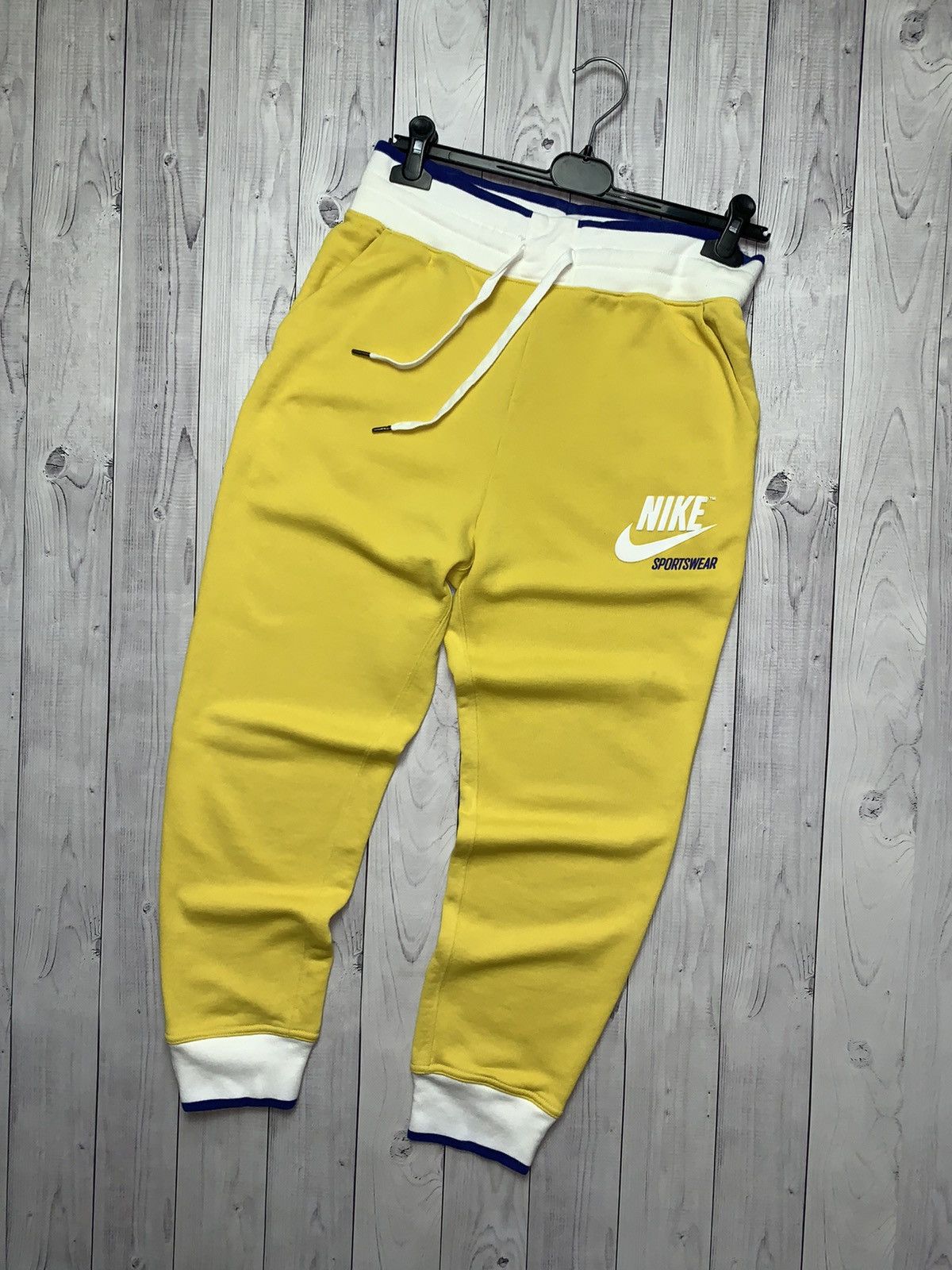 Vintage Nike joggers yellow Sportswear rare size M