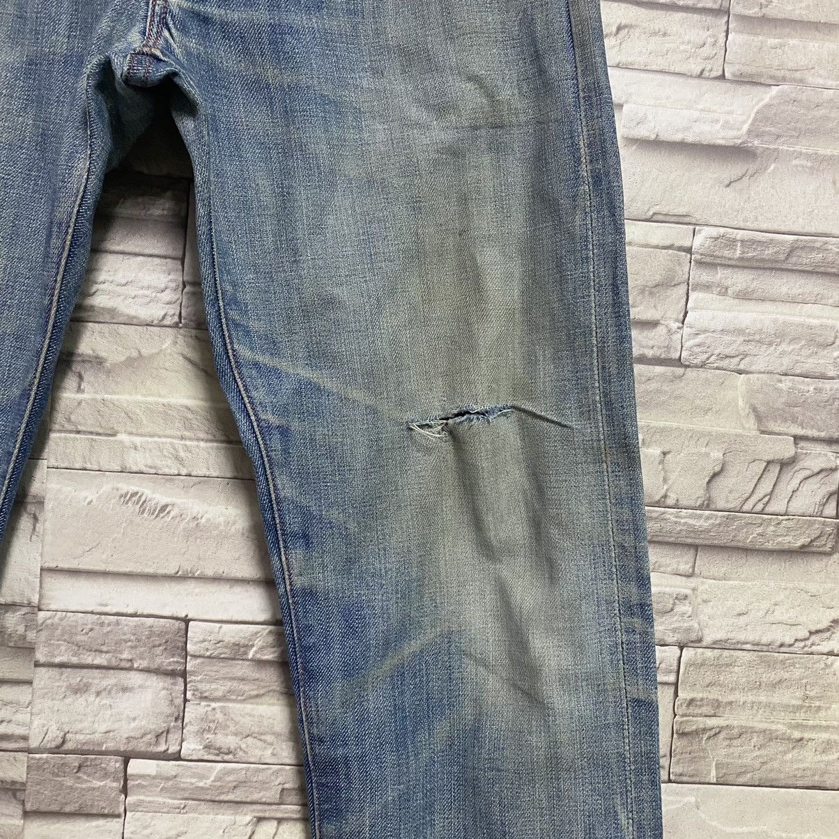 Levi's Levis Red Distressed Denim Selvedge Jeans Size US 30 / EU 46 - 7 Thumbnail