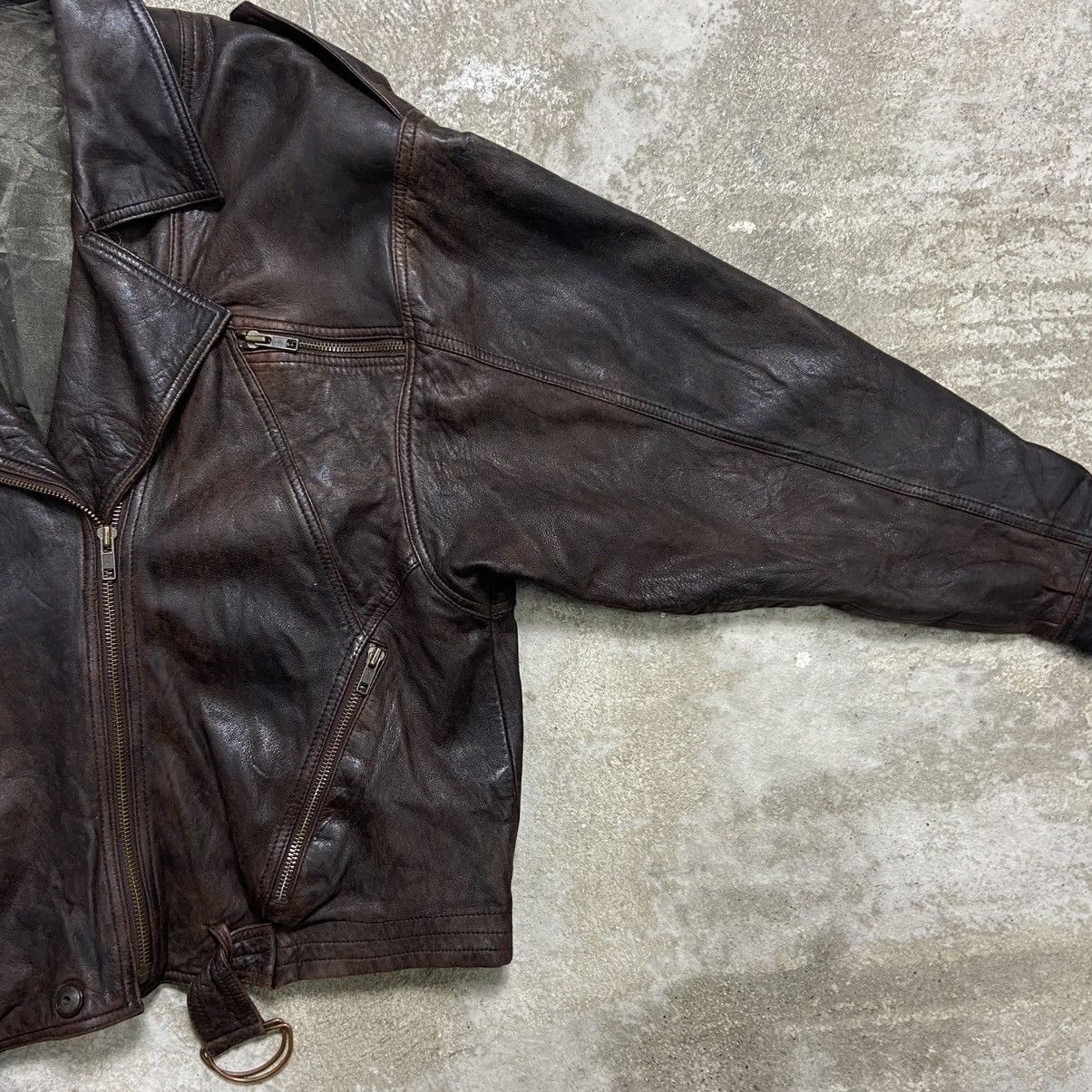 Genuine Leather 1970s BIKER LEATHER JACKET Size US L / EU 52-54 / 3 - 4 Thumbnail